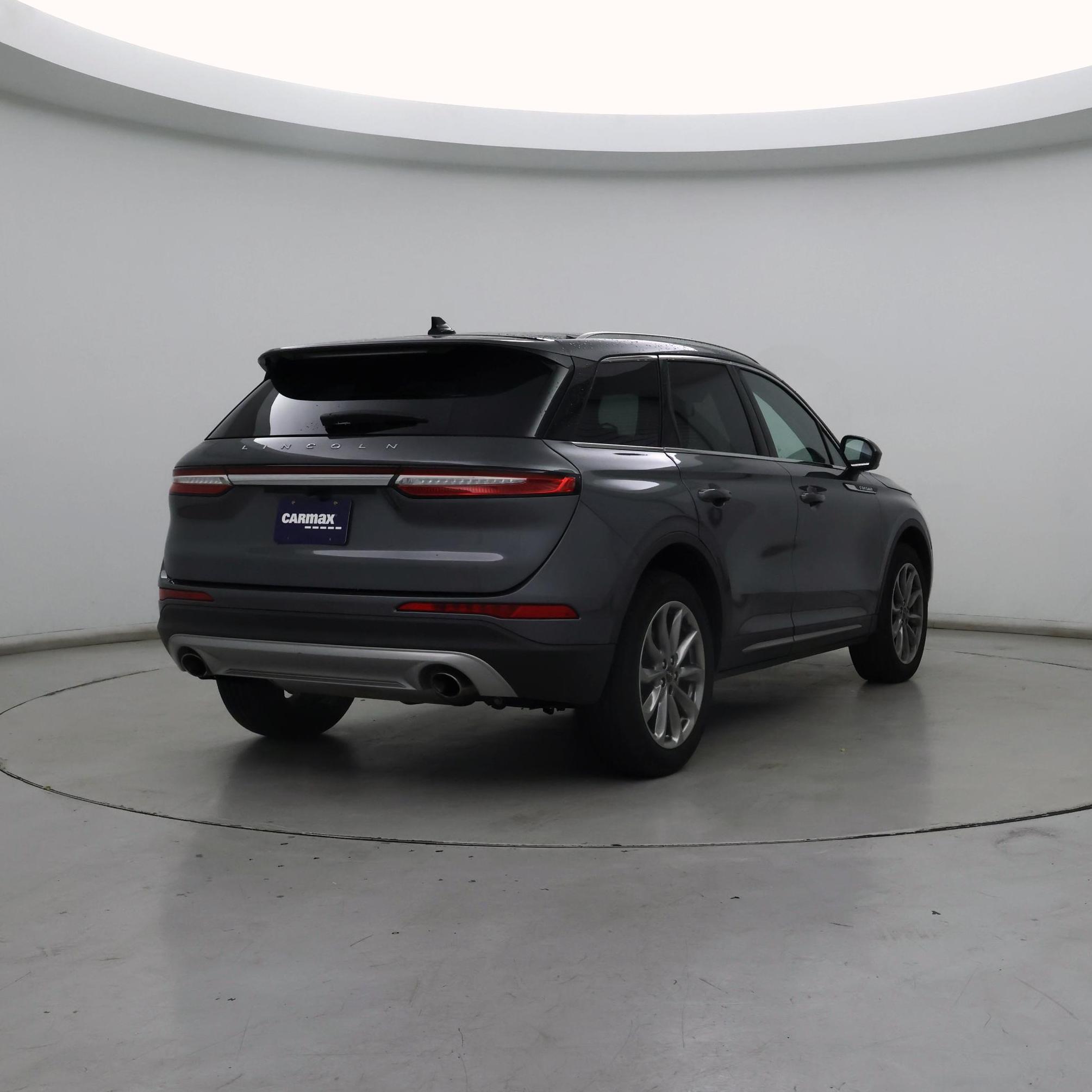 Thumbnail: 2022 Lincoln Corsair - 8