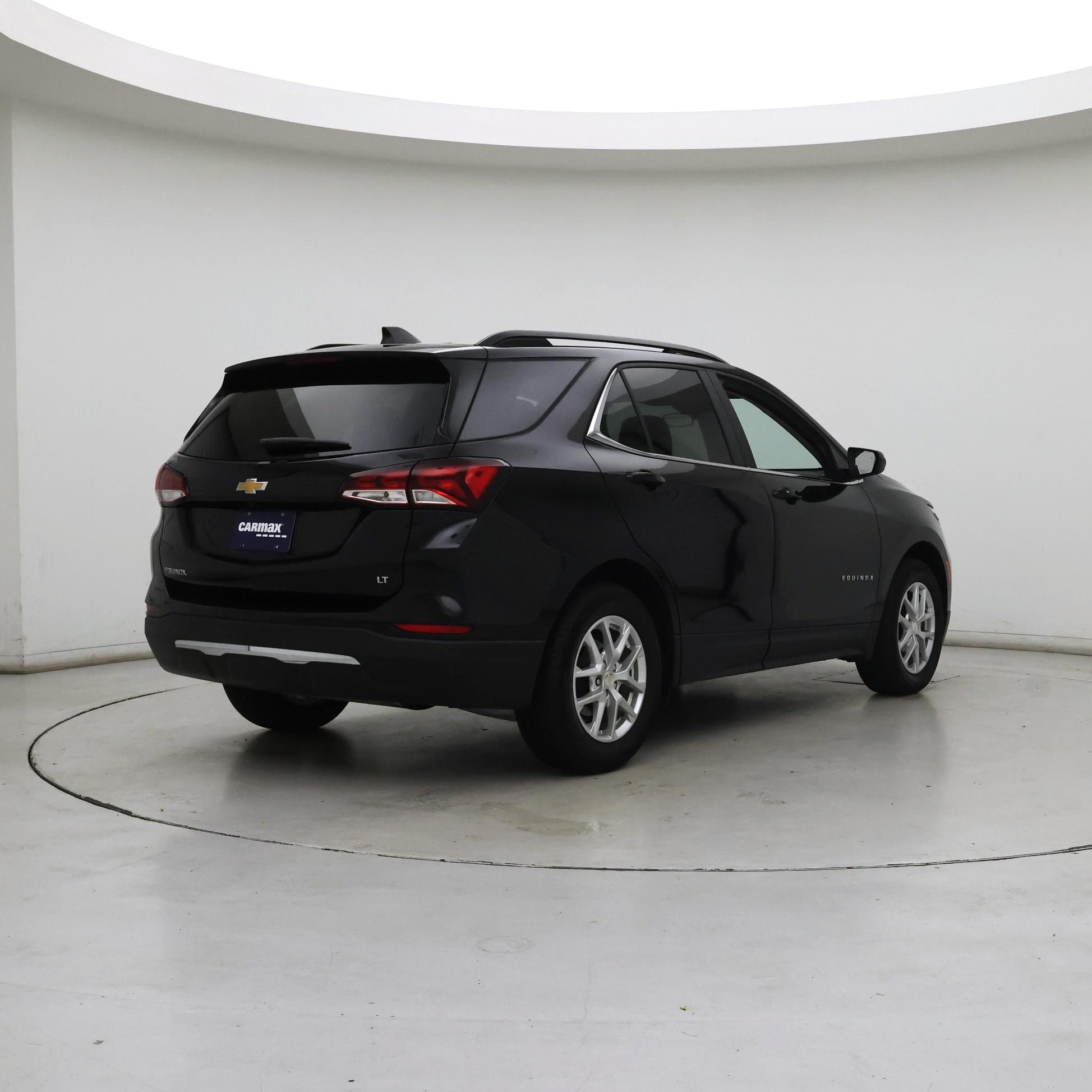 Thumbnail: 2022 Chevrolet Equinox - 8