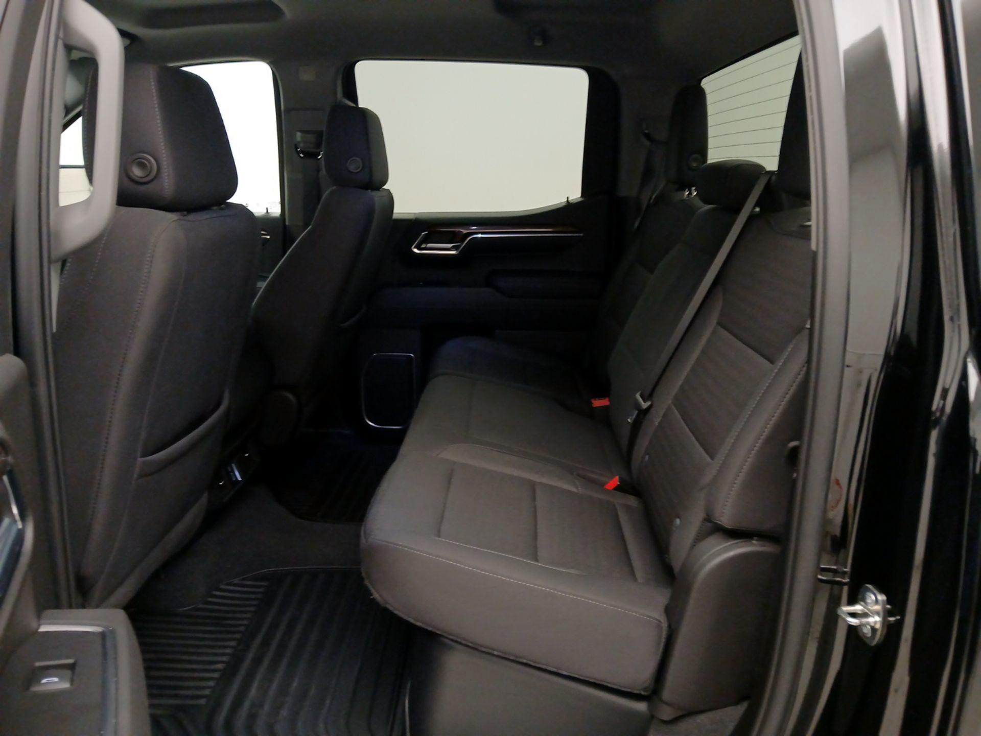 Thumbnail: 2022 Chevrolet Silverado 1500 - 20