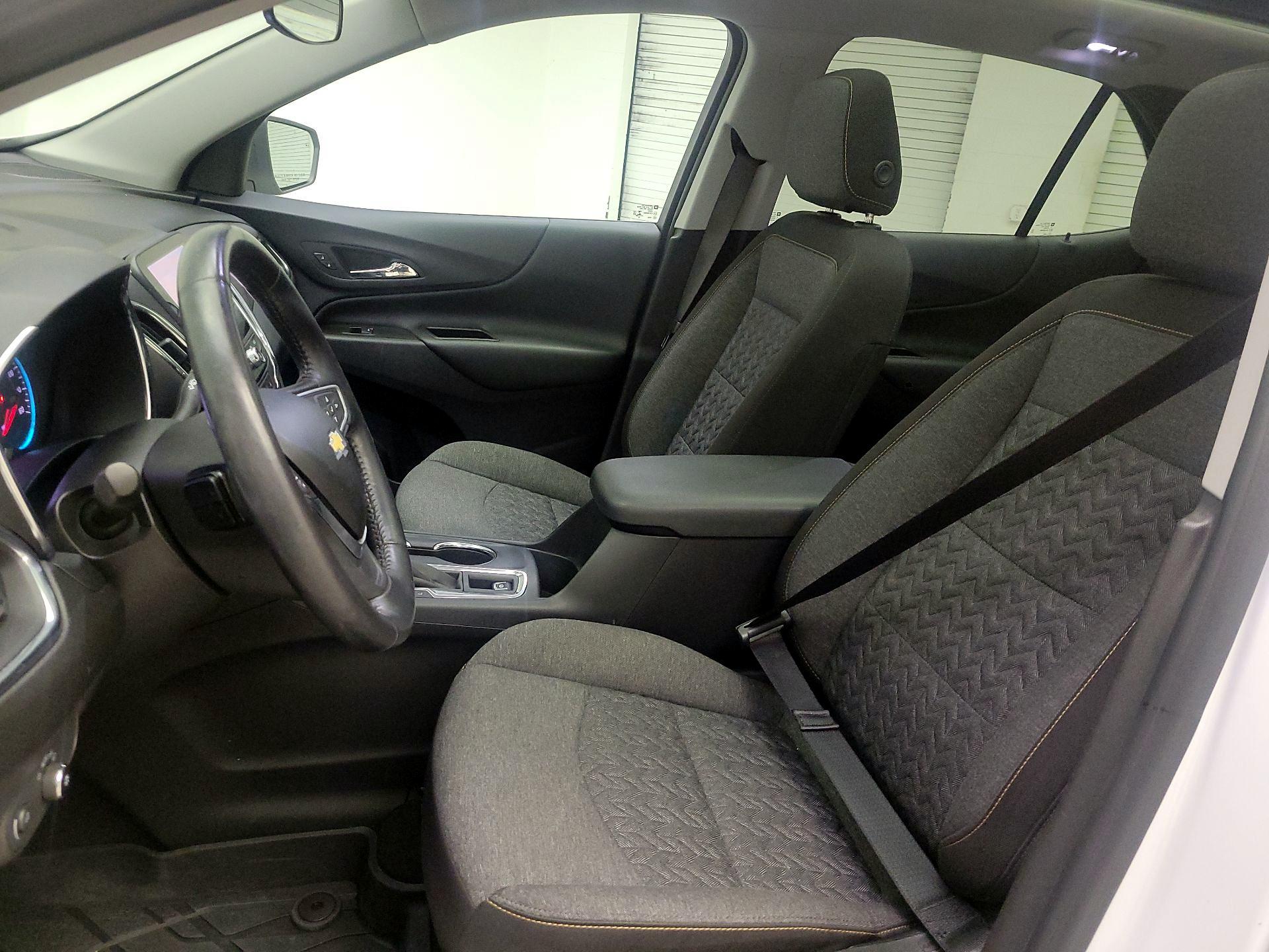 Thumbnail: 2022 Chevrolet Equinox - 11