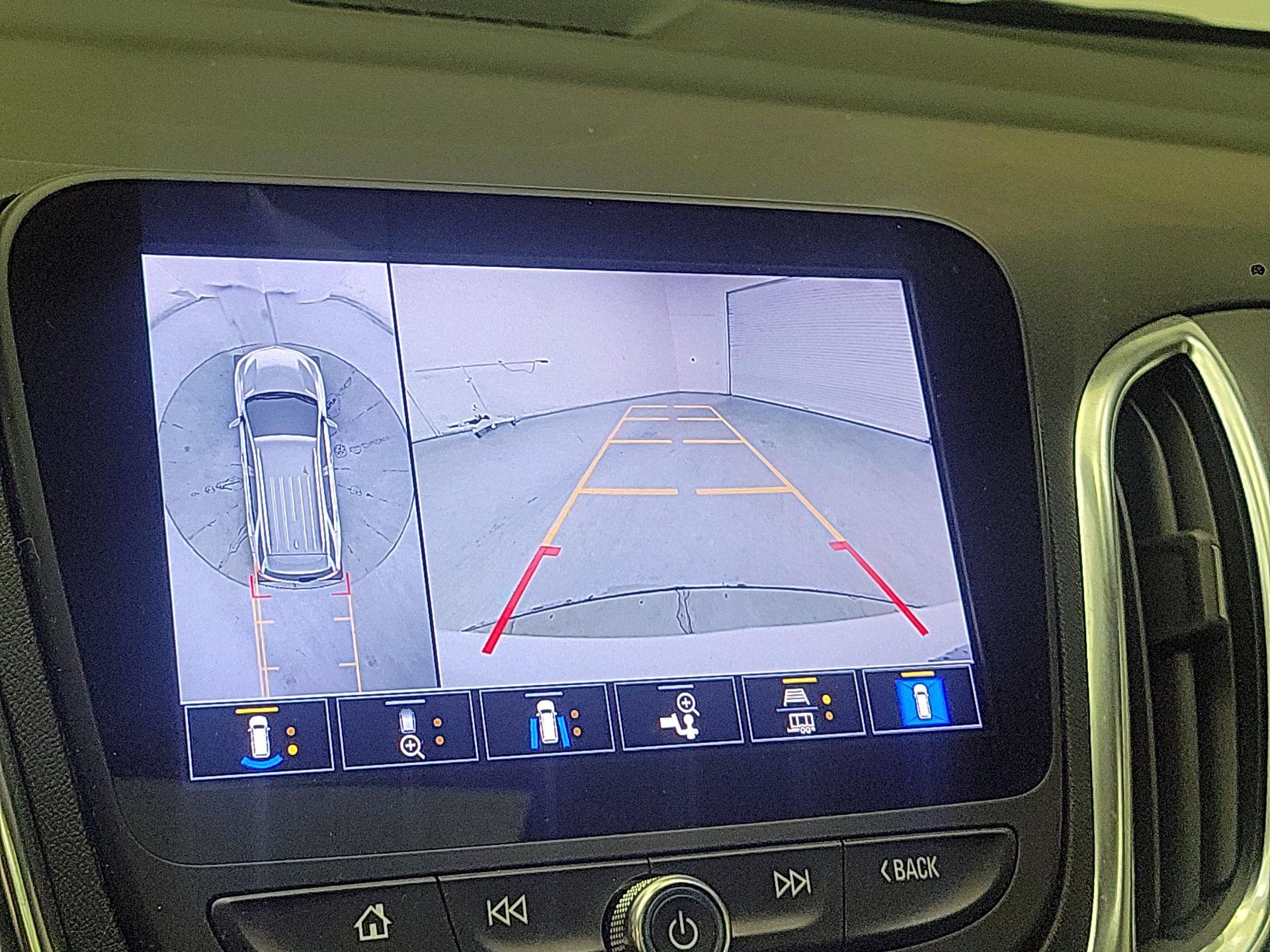 Thumbnail: 2022 Chevrolet Equinox - 15