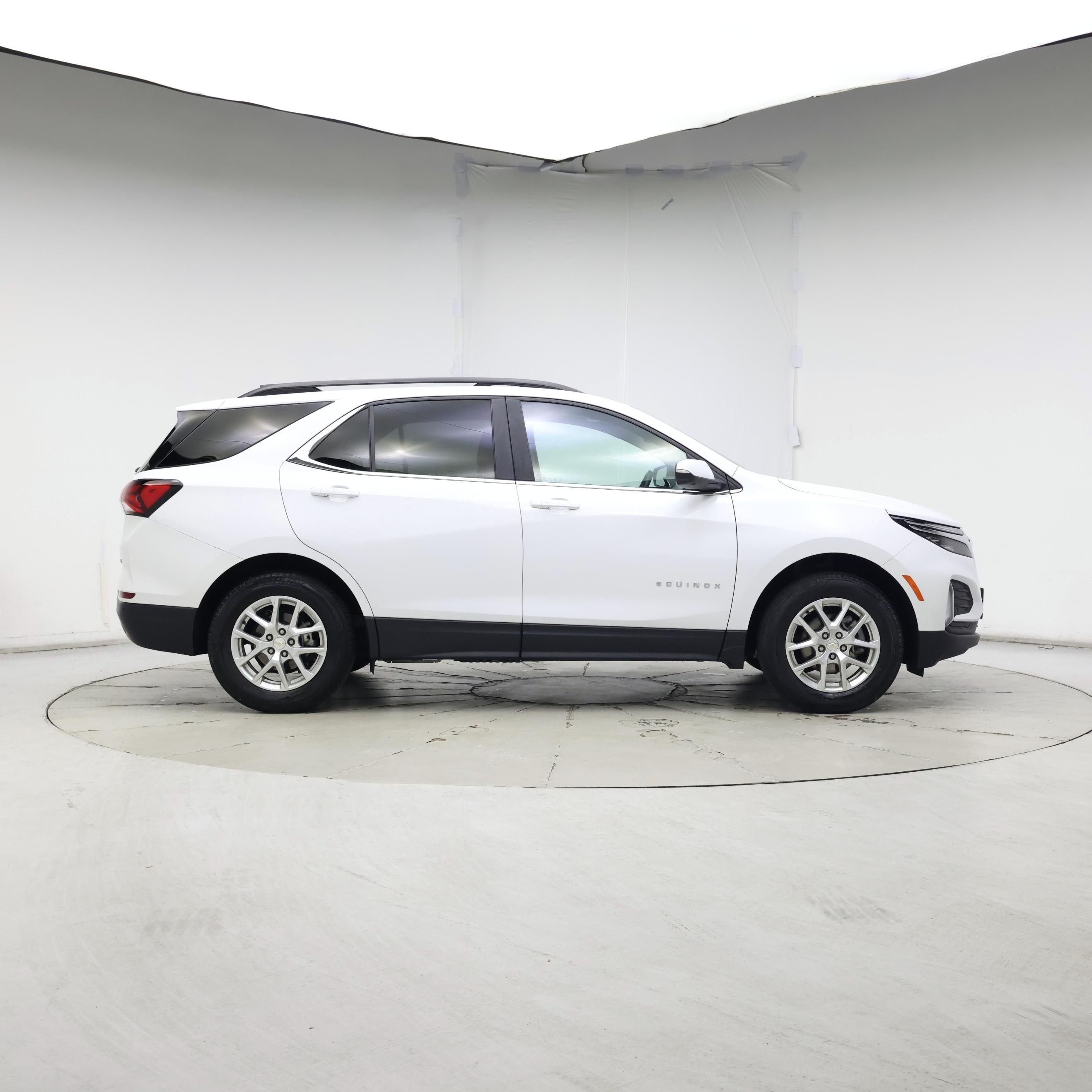 Thumbnail: 2022 Chevrolet Equinox - 7