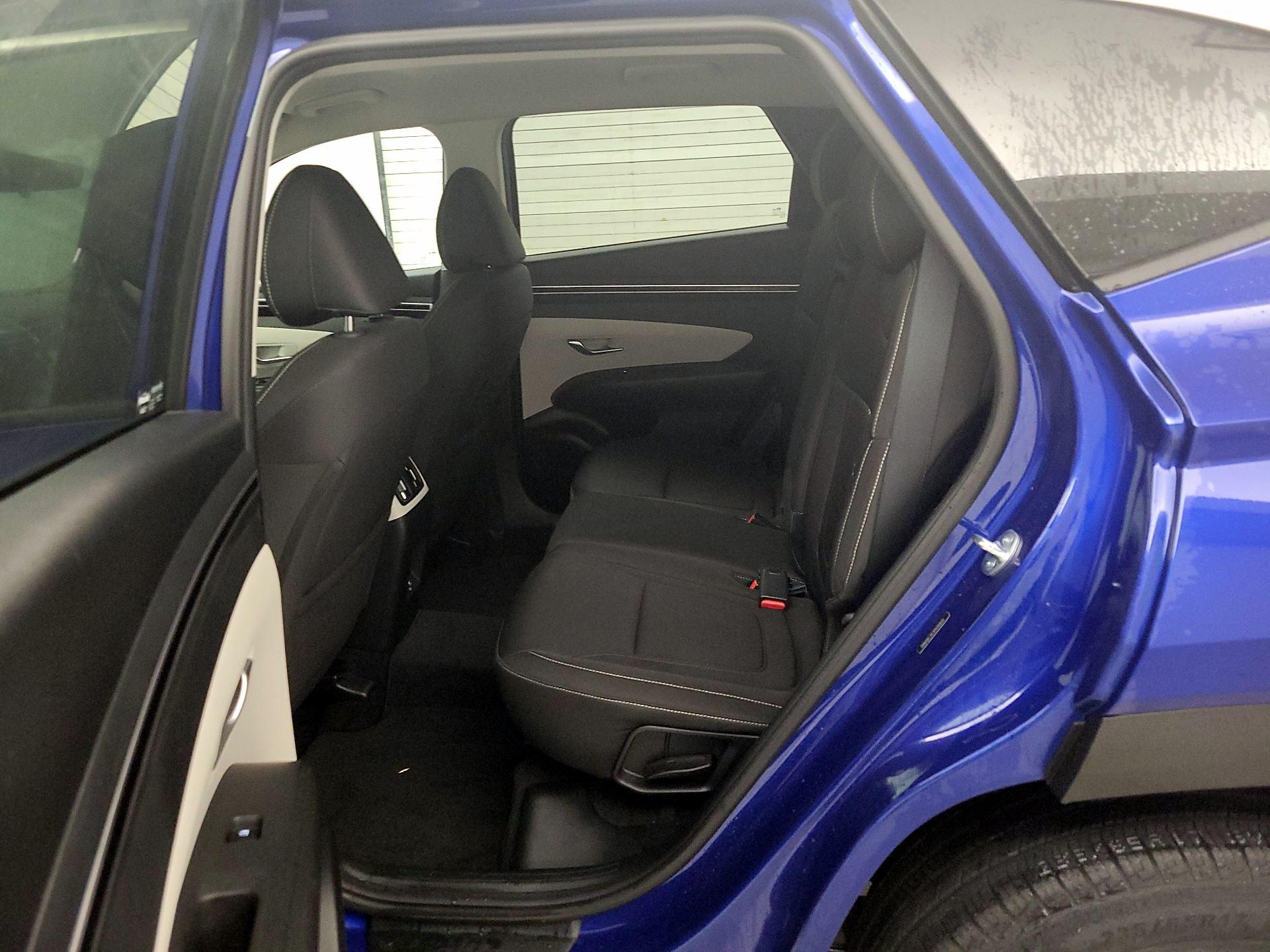 Thumbnail: 2023 Hyundai Tucson - 19