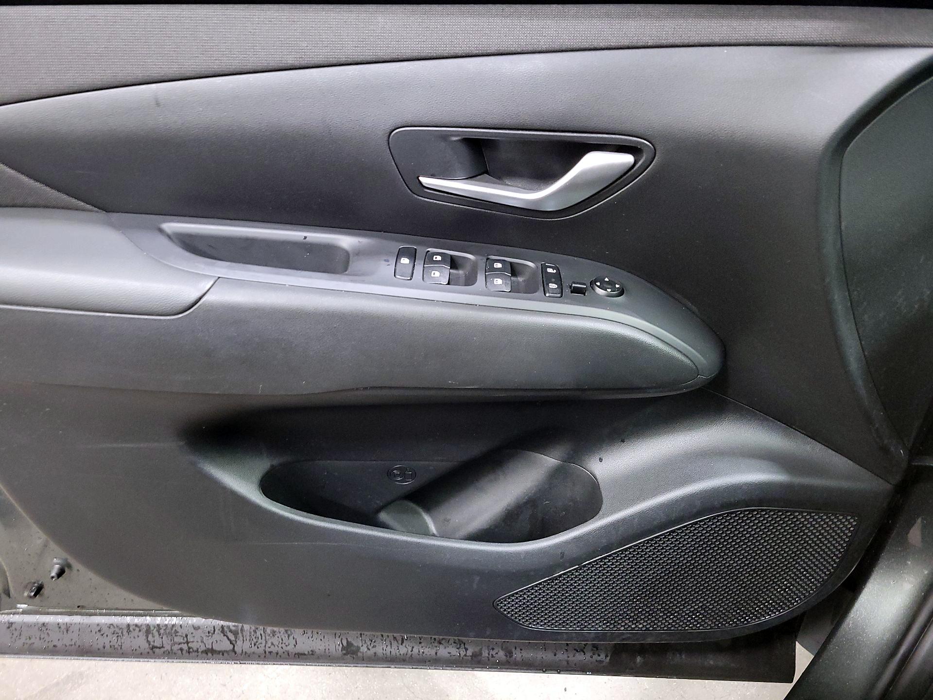 Thumbnail: 2023 Hyundai Tucson - 12