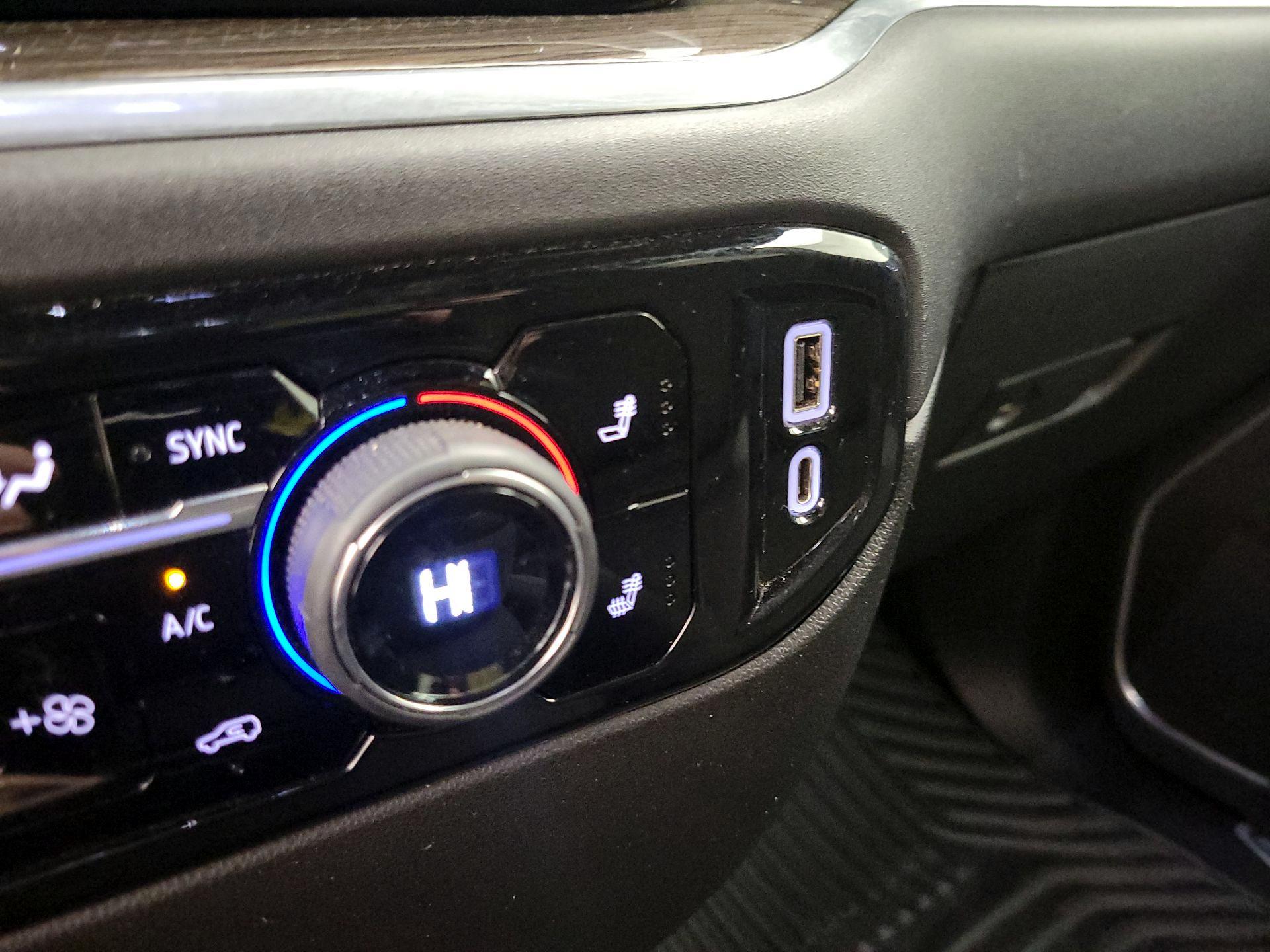 Thumbnail: 2022 Chevrolet Silverado 1500 - 17