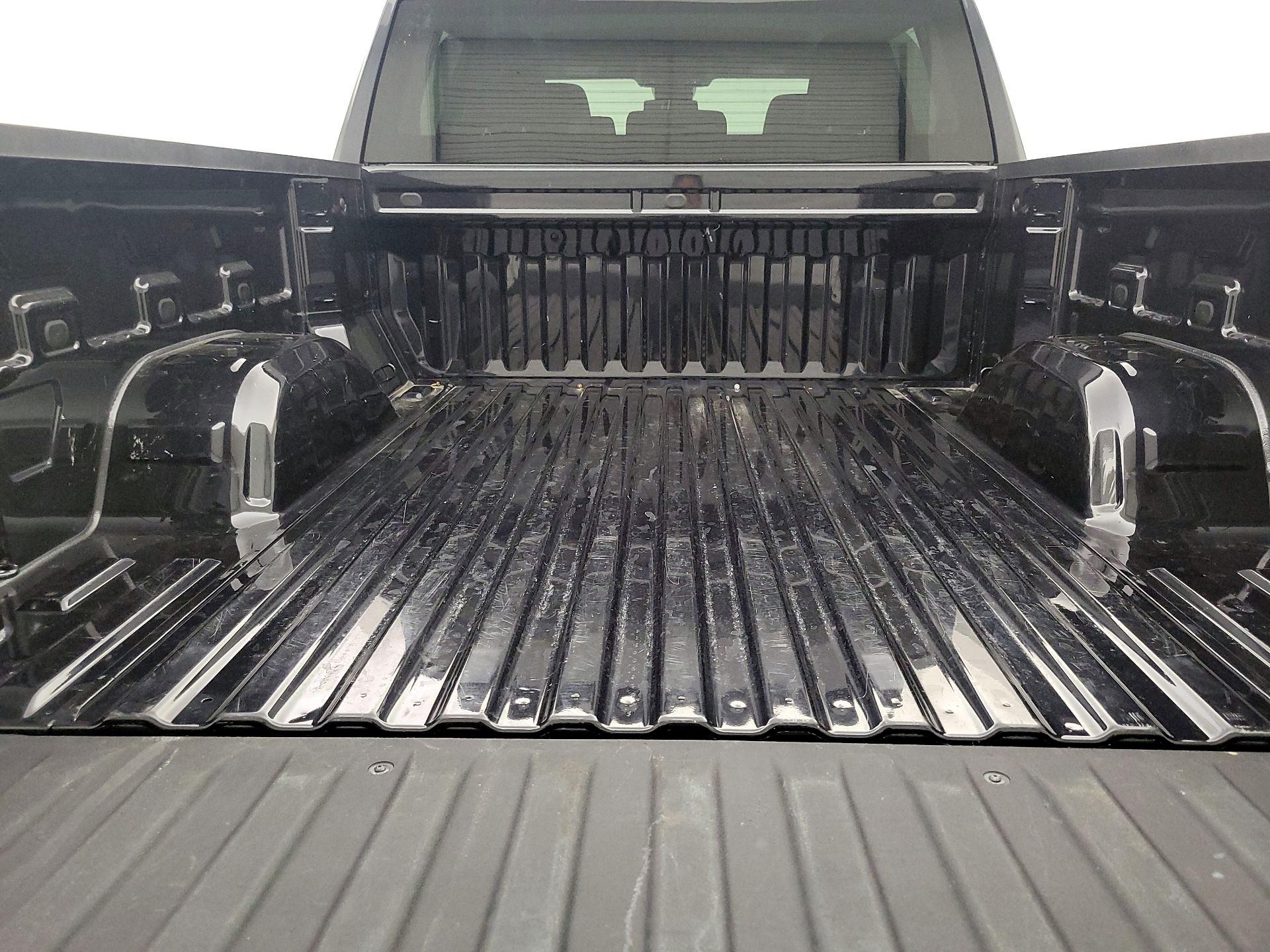 Thumbnail: 2022 Chevrolet Silverado 1500 - 19