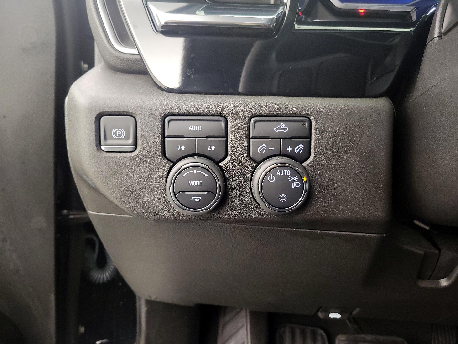 Thumbnail: 2023 Chevrolet Silverado 1500 - 13