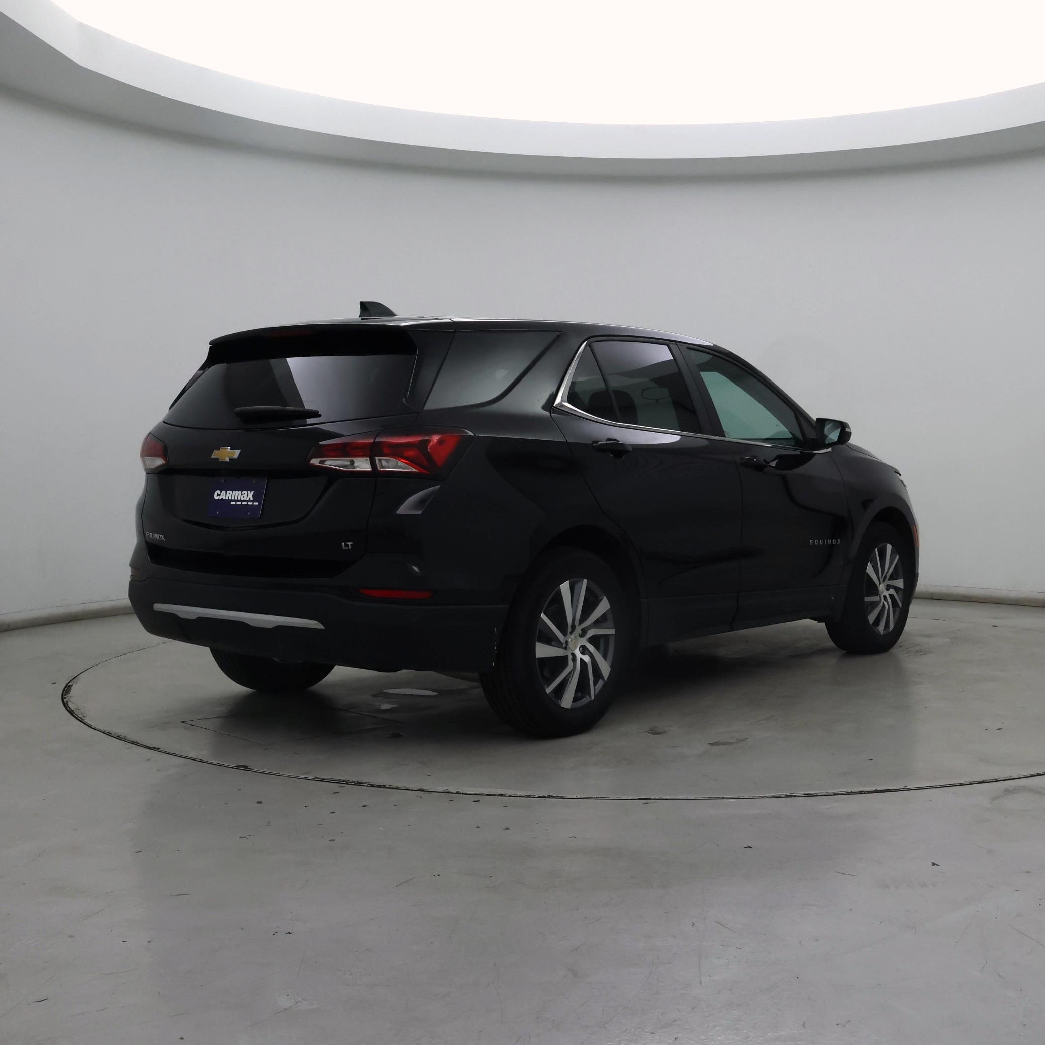 Thumbnail: 2022 Chevrolet Equinox - 8