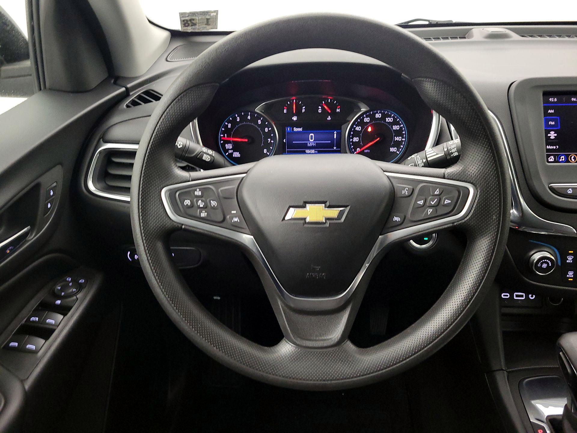 Thumbnail: 2022 Chevrolet Equinox - 10