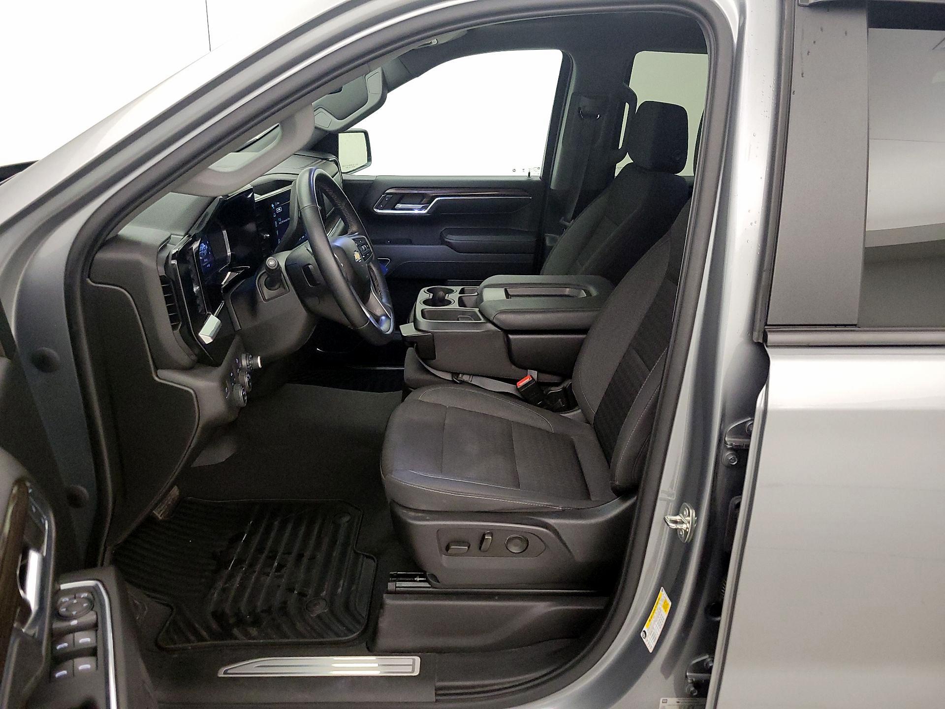 Thumbnail: 2023 Chevrolet Silverado 1500 - 11