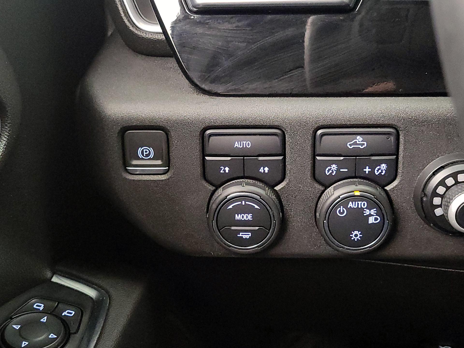 Thumbnail: 2023 Chevrolet Silverado 1500 - 13