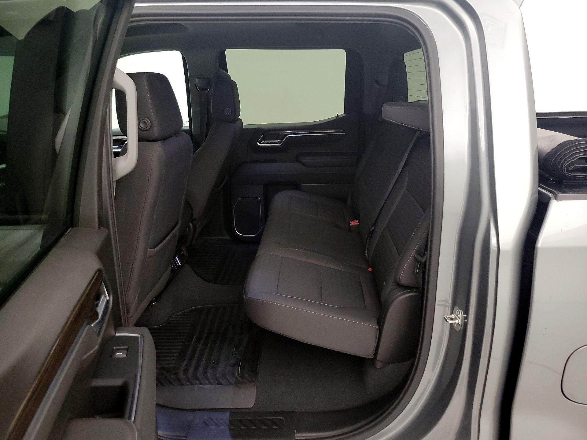 Thumbnail: 2023 Chevrolet Silverado 1500 - 19