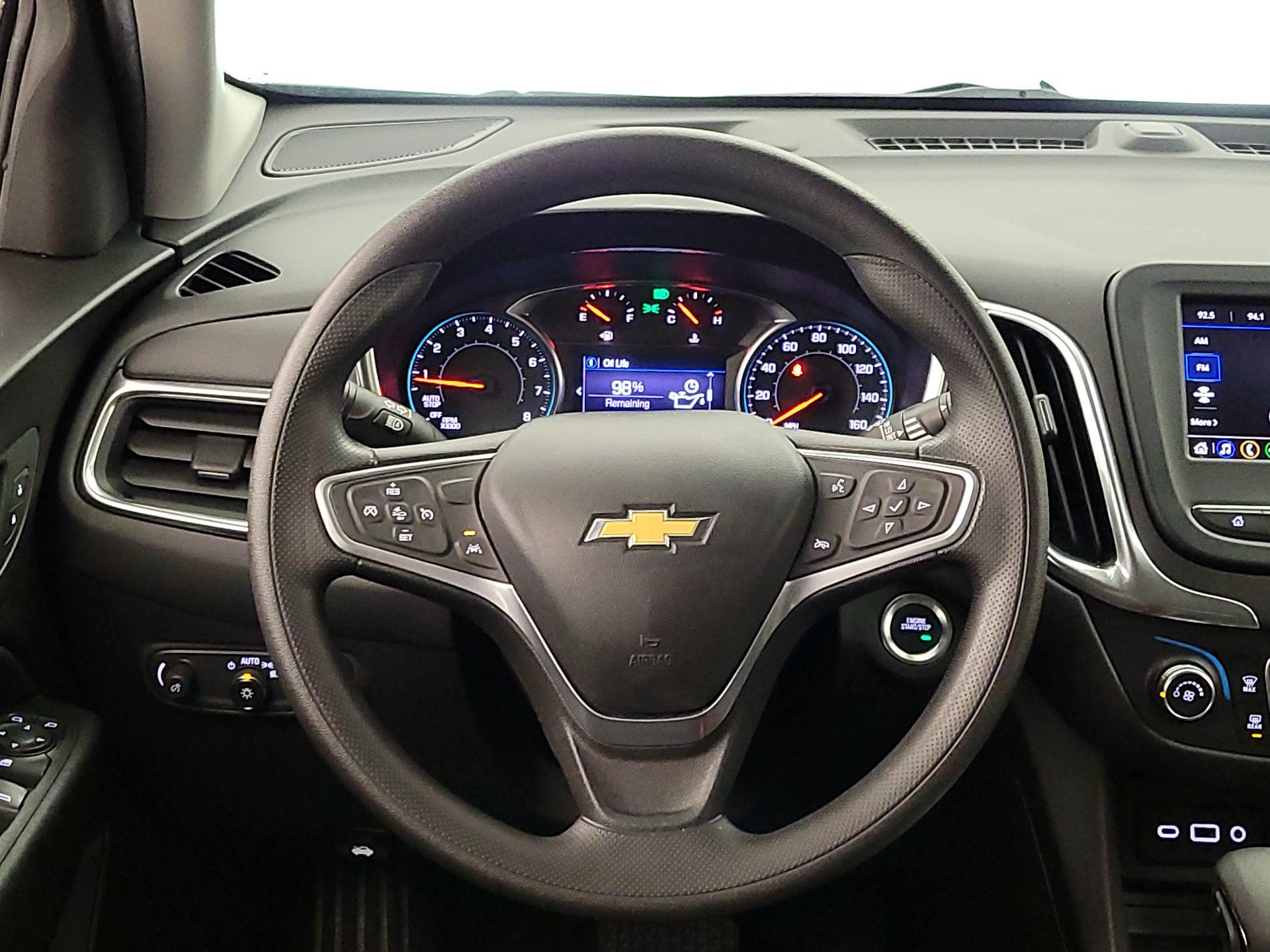 Thumbnail: 2022 Chevrolet Equinox - 10