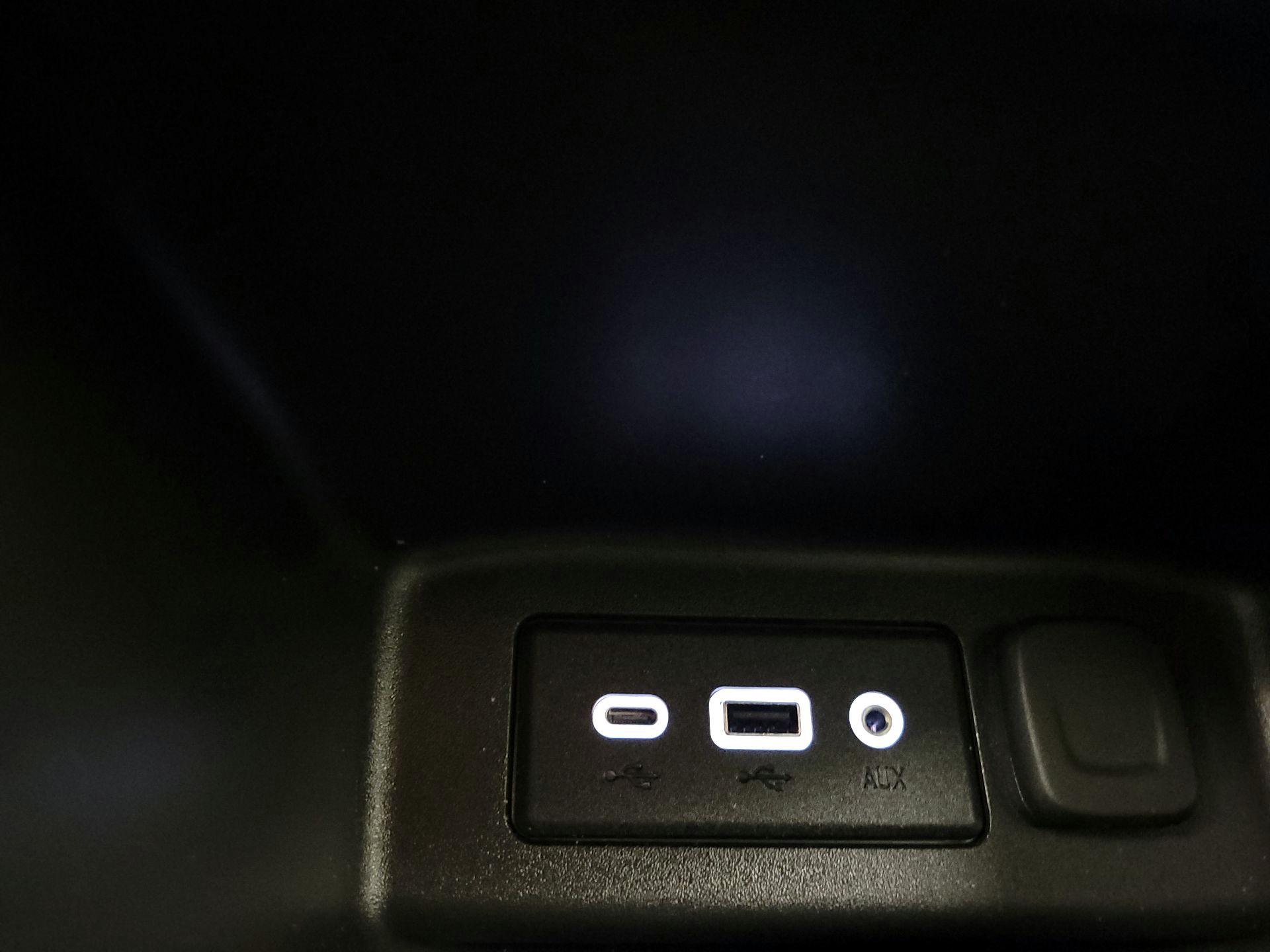 Thumbnail: 2022 Chevrolet Equinox - 18