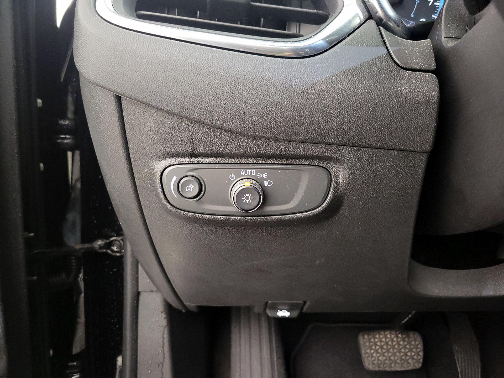 Thumbnail: 2023 Chevrolet Equinox - 13