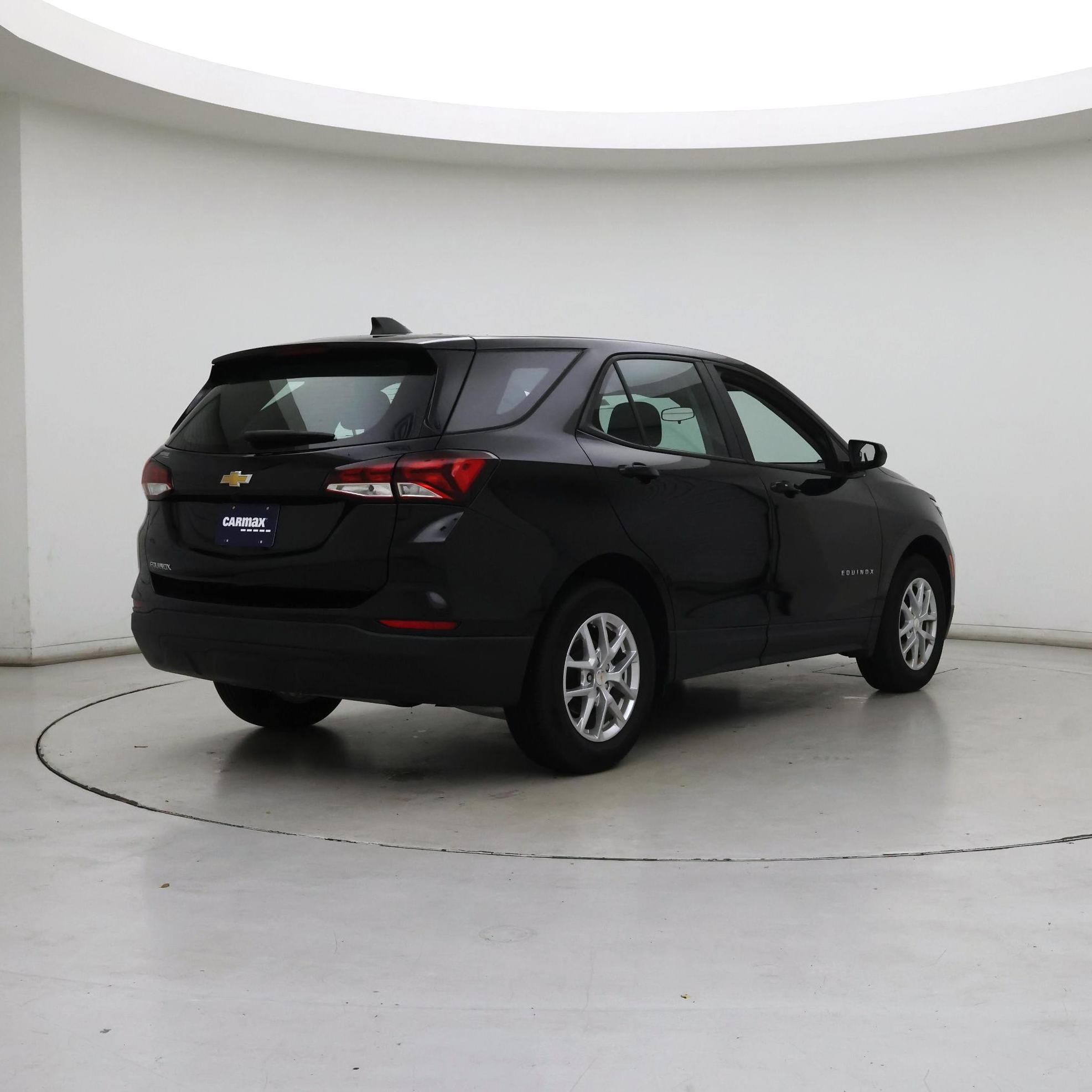 Thumbnail: 2023 Chevrolet Equinox - 8