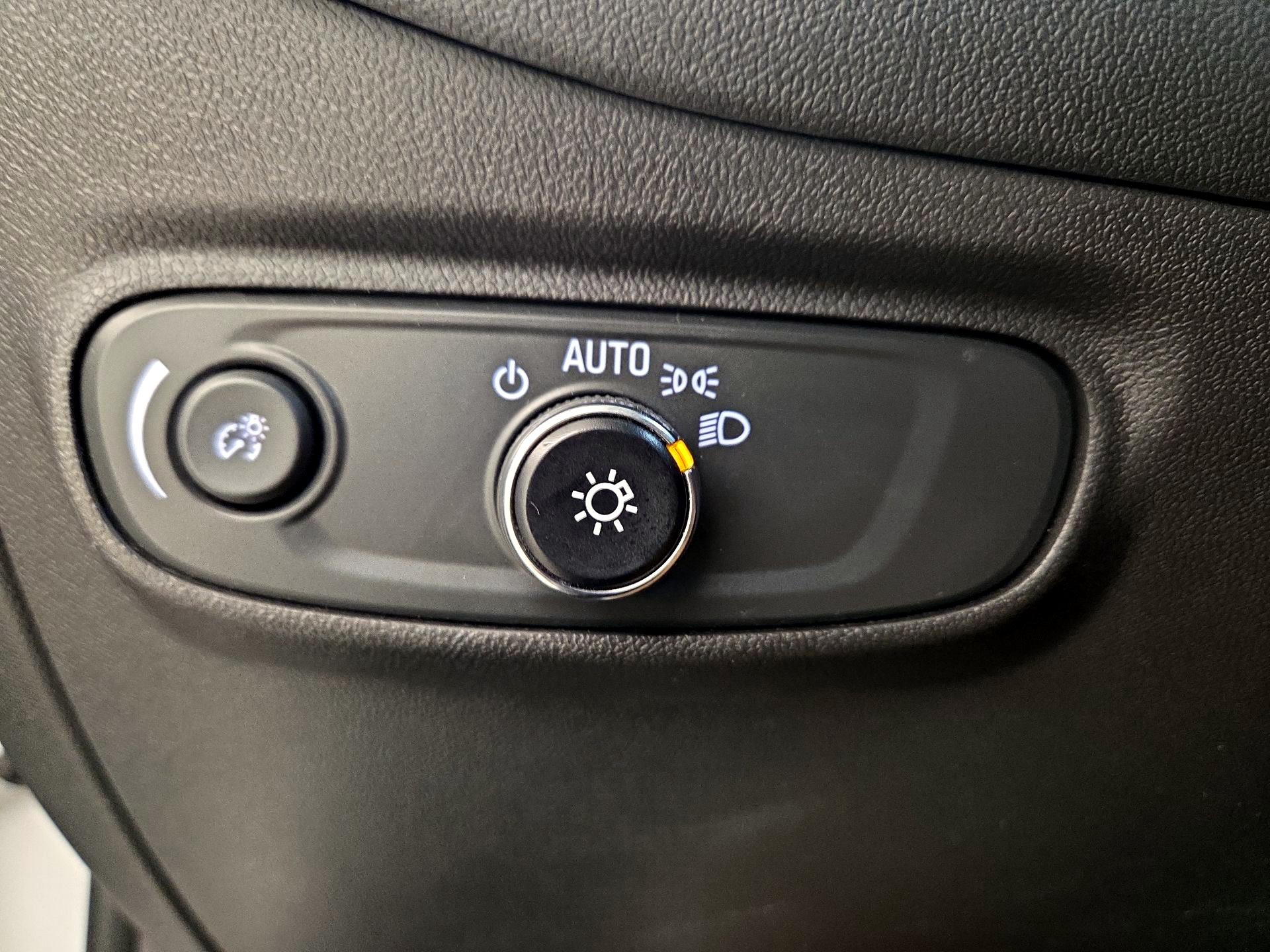 Thumbnail: 2023 Chevrolet Equinox - 13