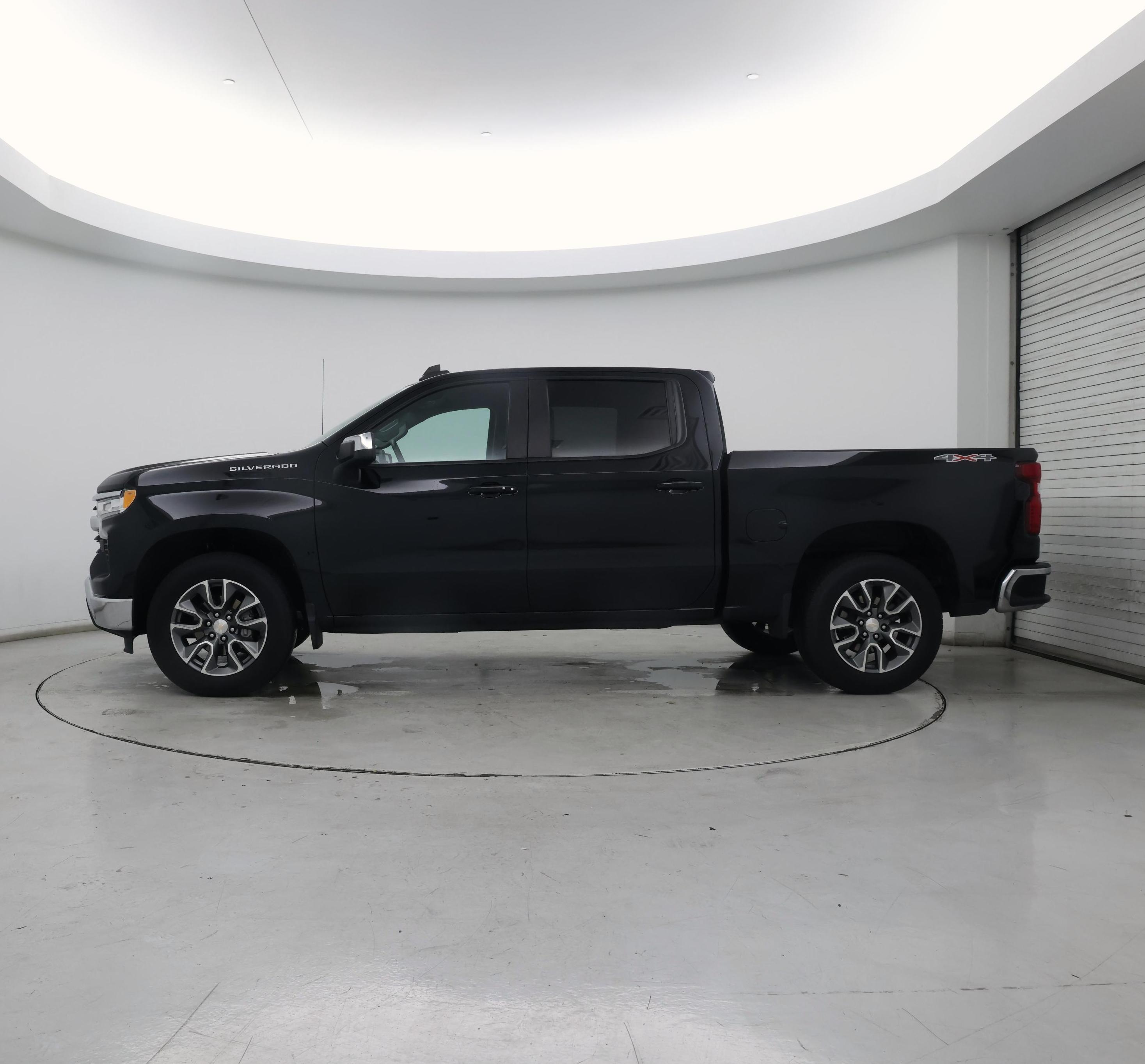 Thumbnail: 2022 Chevrolet Silverado 1500 - 3