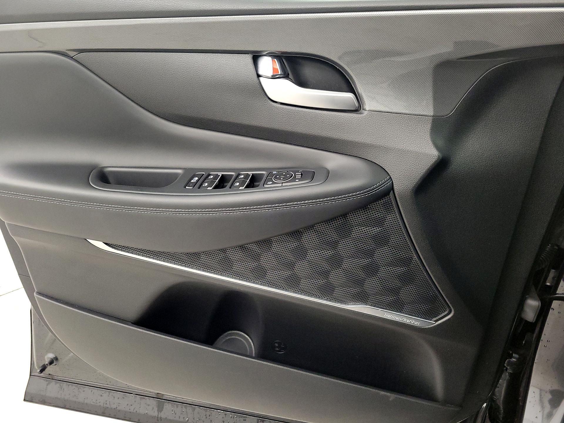 Thumbnail: 2023 Hyundai Santa Fe - 12