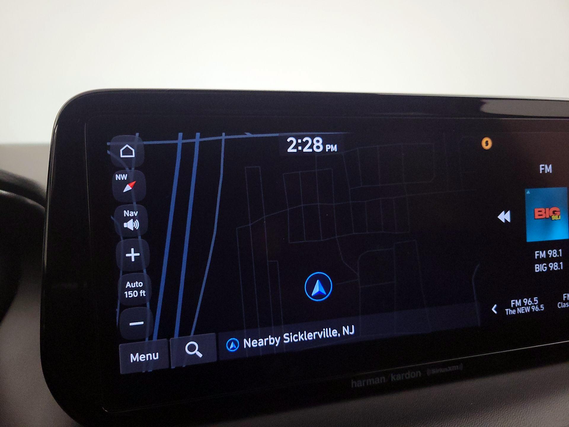 Thumbnail: 2023 Hyundai Santa Fe - 14