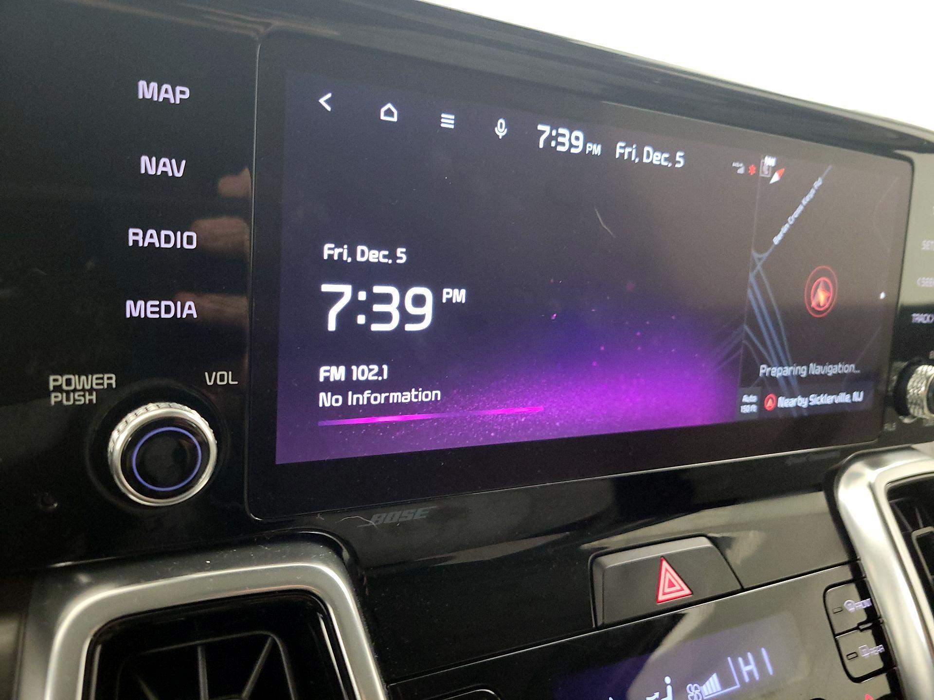 Thumbnail: 2023 Kia Sorento - 15