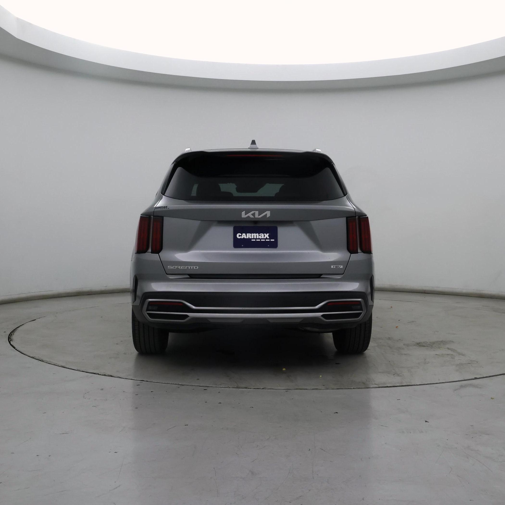 Thumbnail: 2023 Kia Sorento - 6