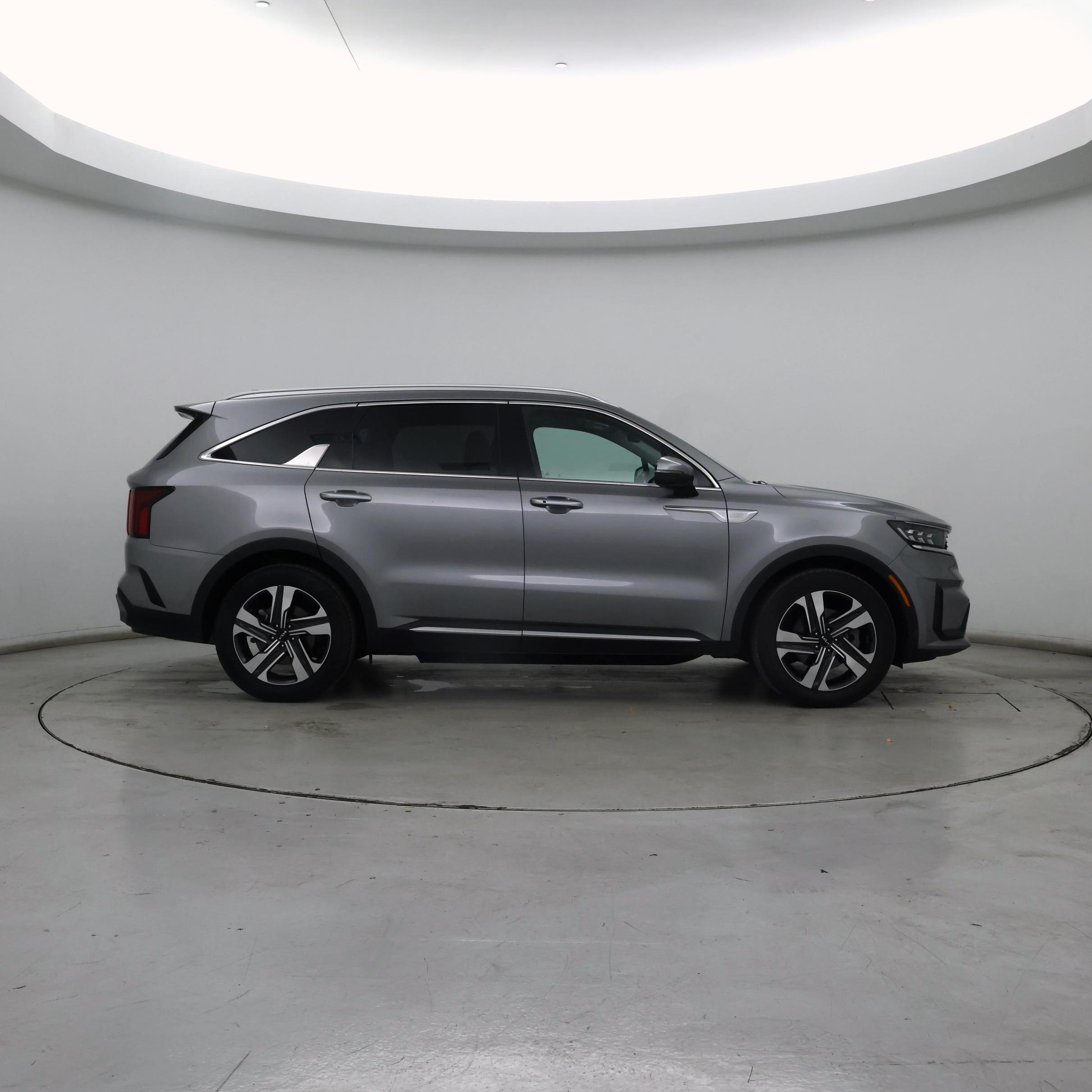 Thumbnail: 2023 Kia Sorento - 7