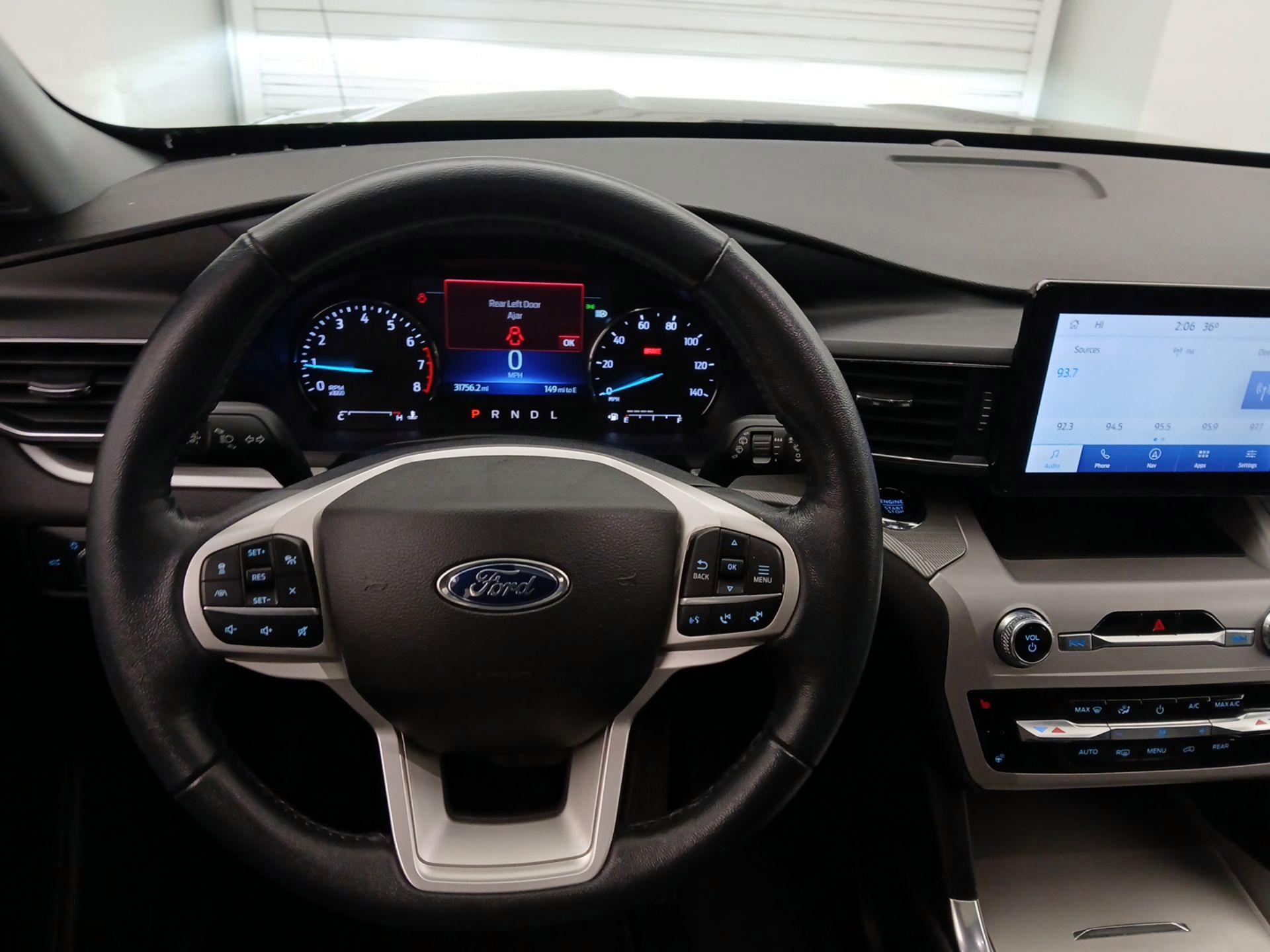 Thumbnail: 2022 Ford Explorer - 10