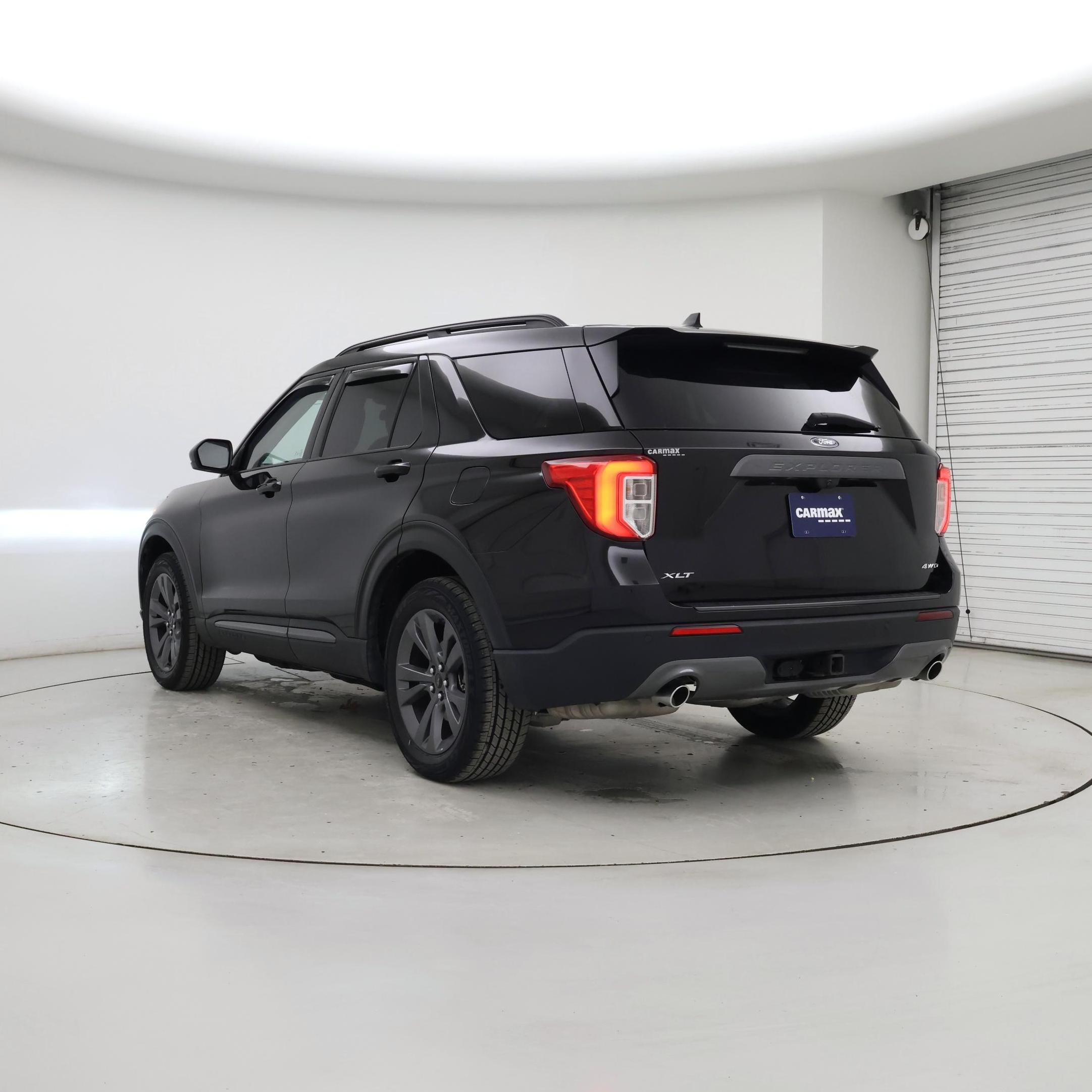 Thumbnail: 2022 Ford Explorer - 2