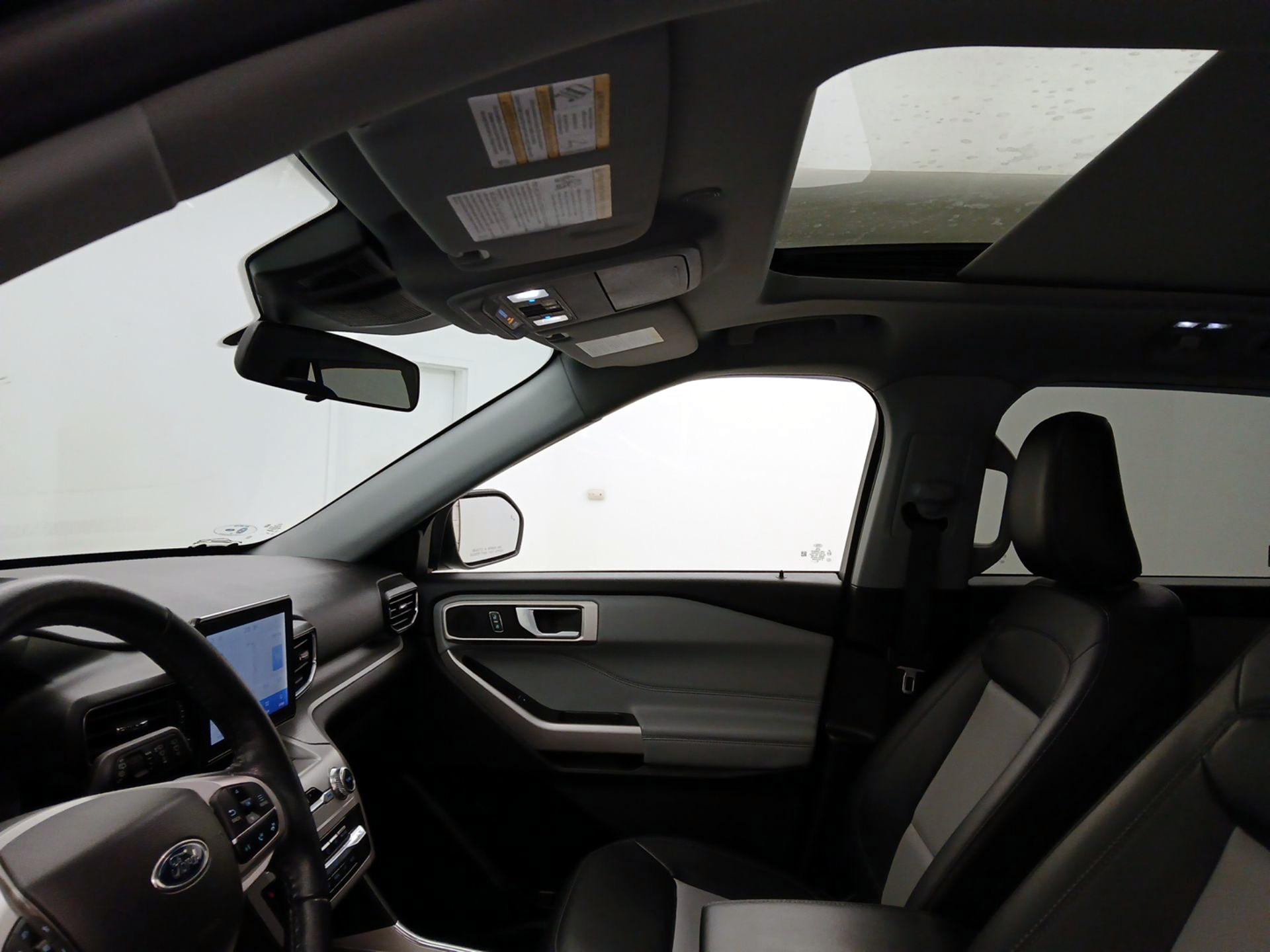 Thumbnail: 2022 Ford Explorer - 19