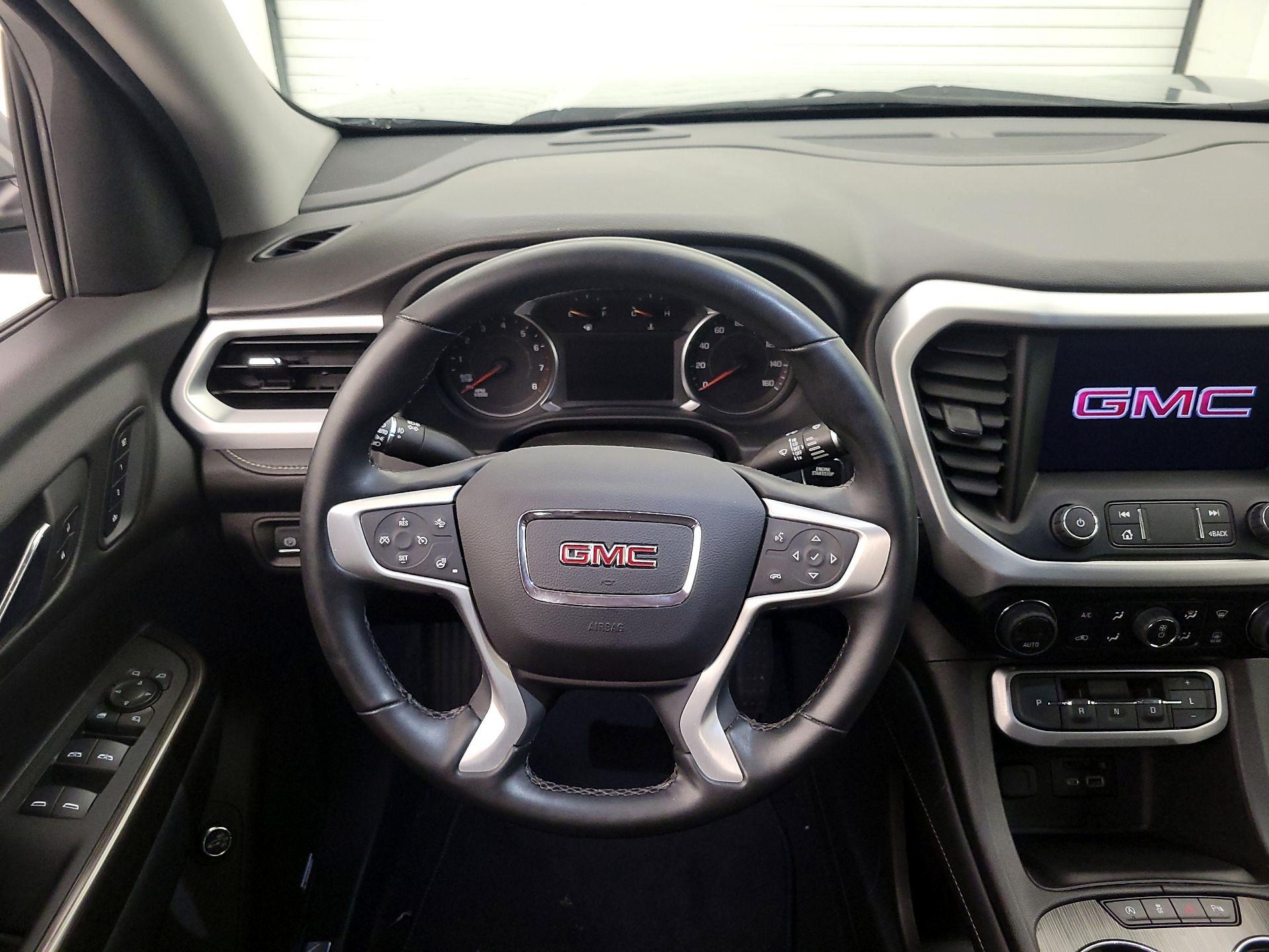 Thumbnail: 2023 GMC Acadia - 10