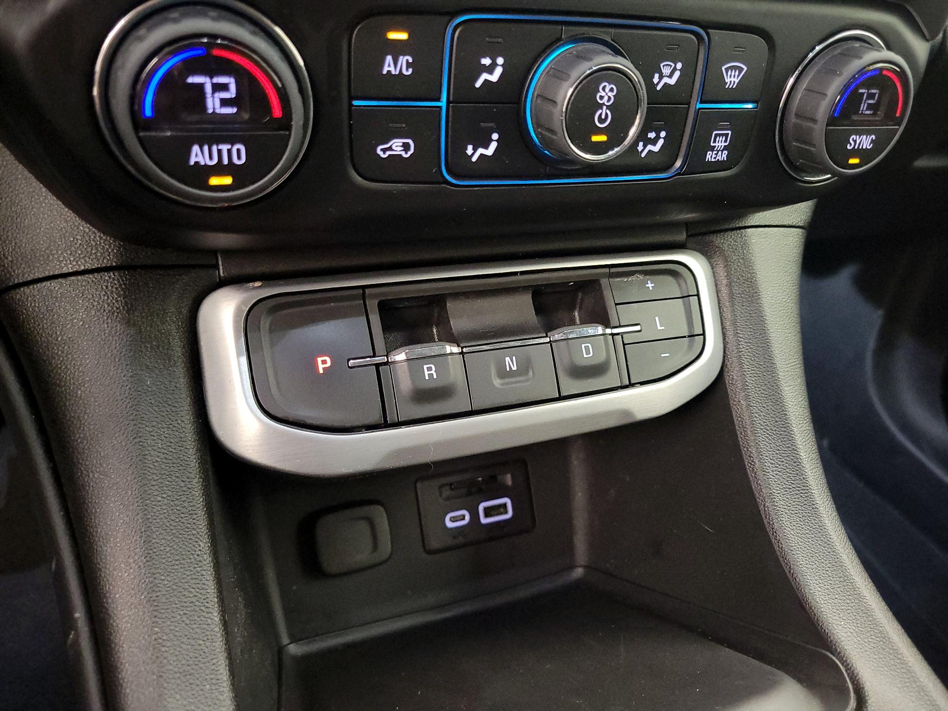 Thumbnail: 2023 GMC Acadia - 18