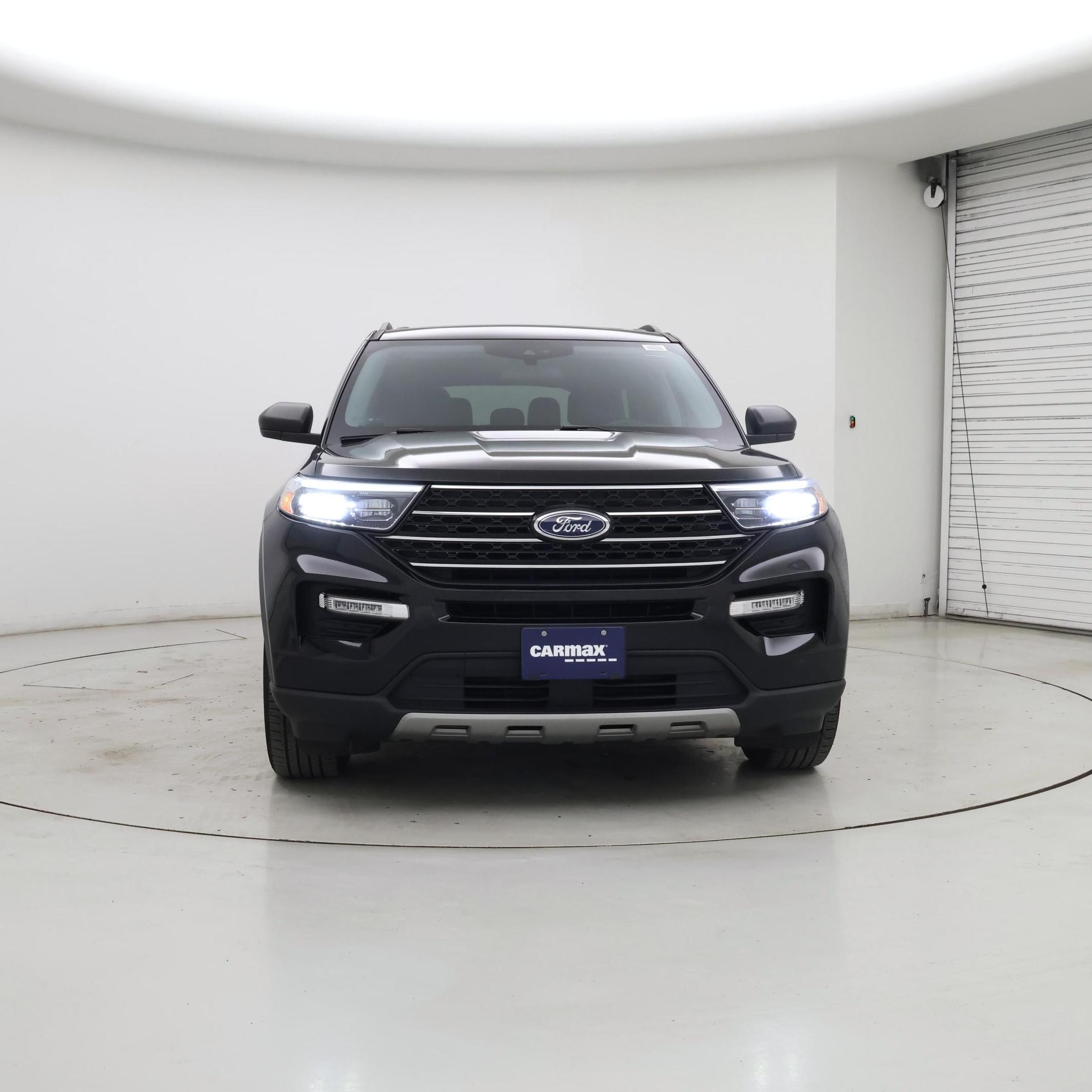 Thumbnail: 2022 Ford Explorer - 5