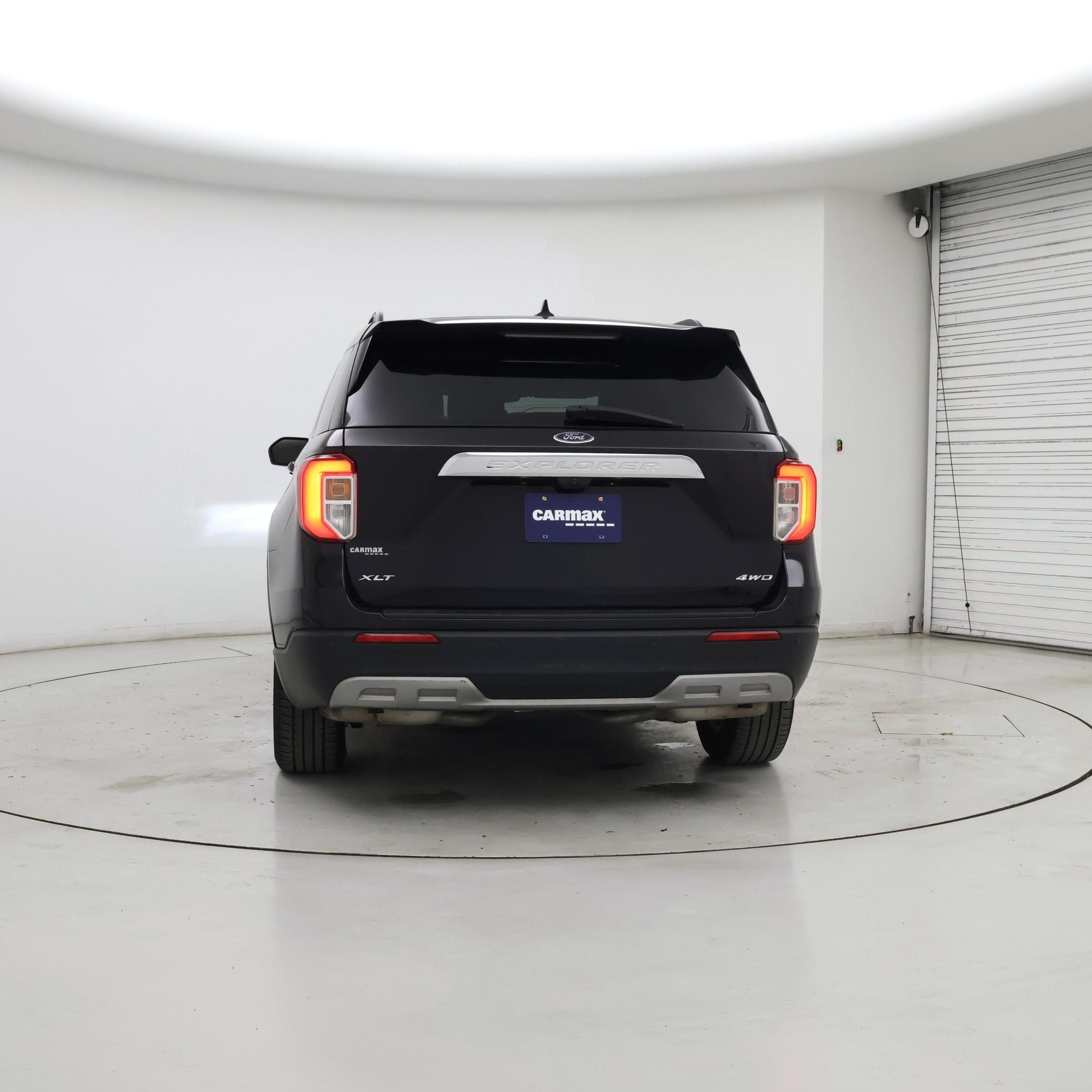 Thumbnail: 2022 Ford Explorer - 6