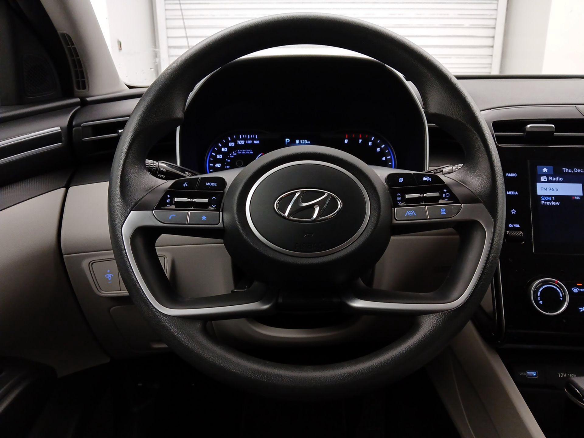 Thumbnail: 2023 Hyundai Tucson - 10