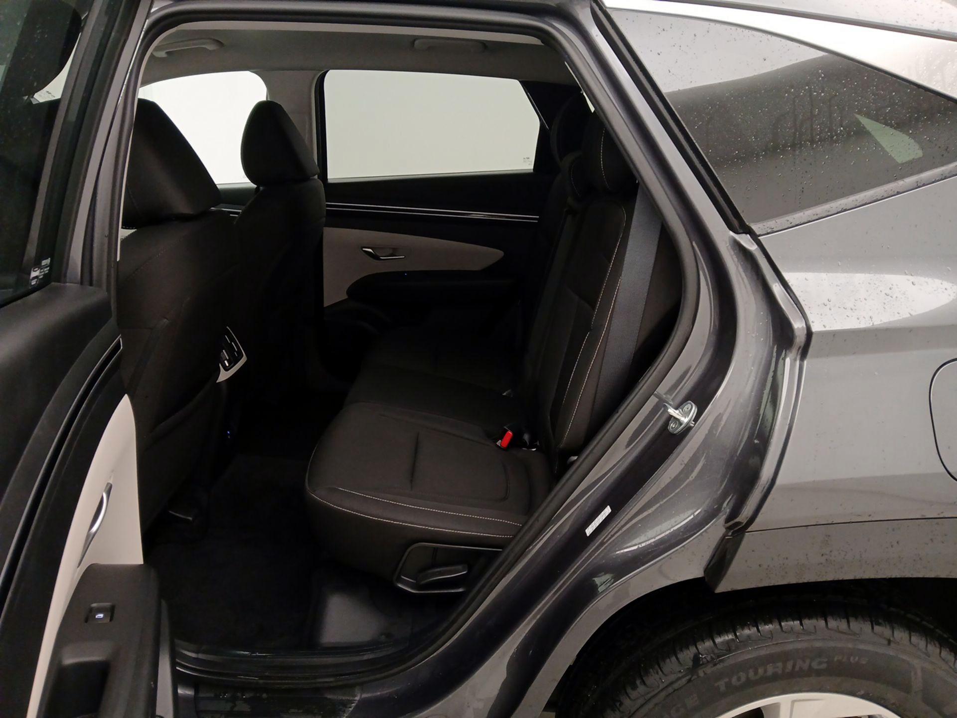 Thumbnail: 2023 Hyundai Tucson - 19