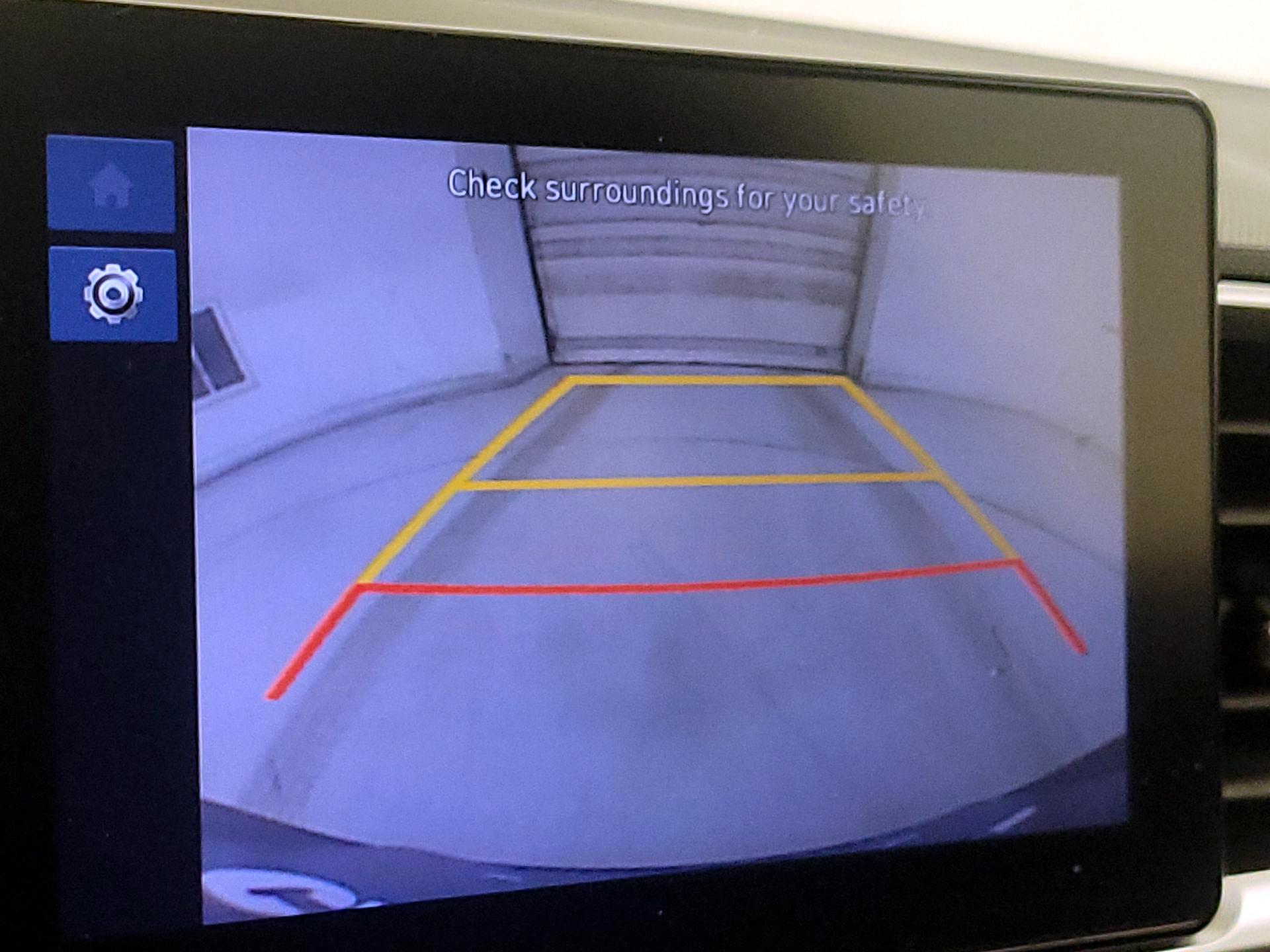 Thumbnail: 2023 Hyundai Venue - 14