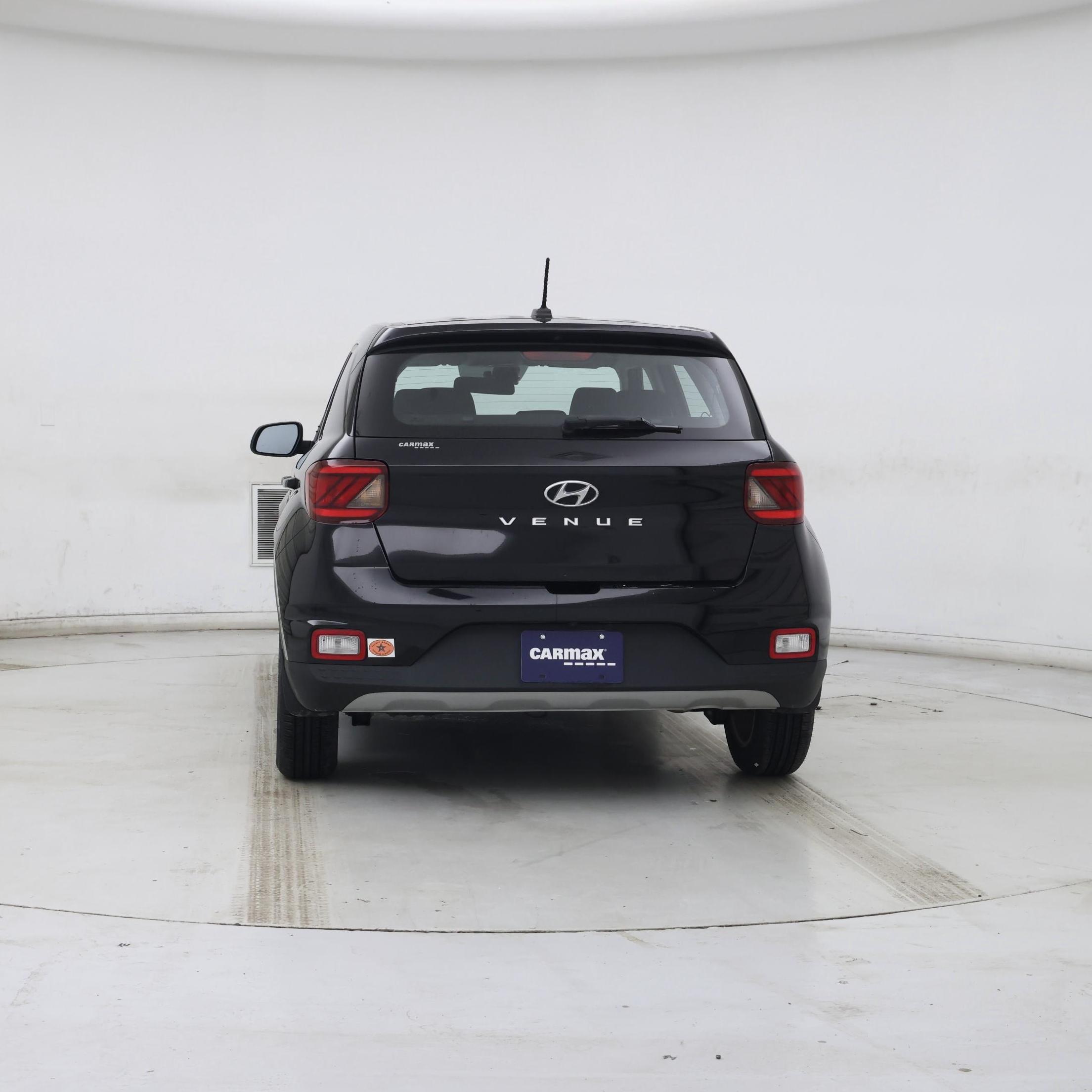 Thumbnail: 2023 Hyundai Venue - 6