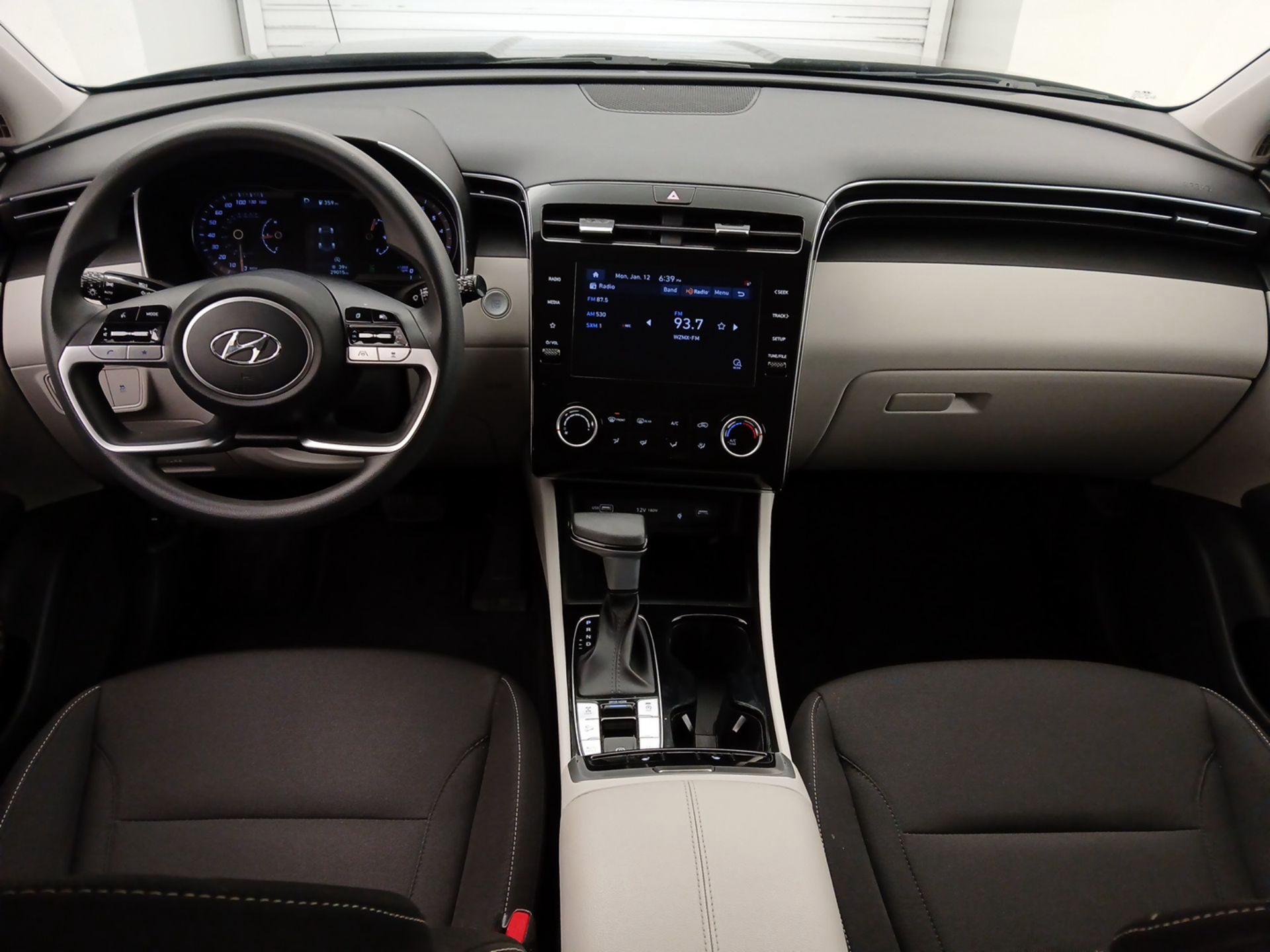 Thumbnail: 2023 Hyundai Tucson - 9