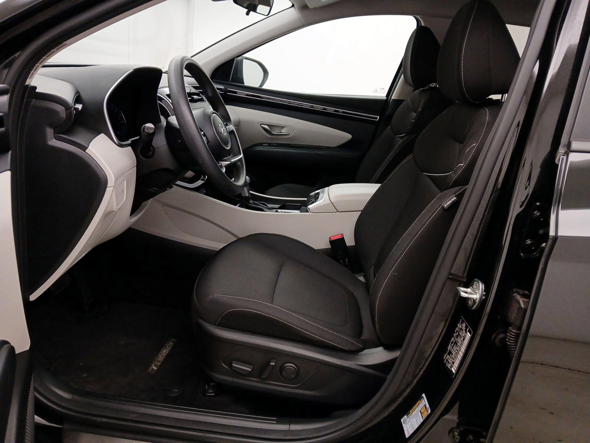 Thumbnail: 2023 Hyundai Tucson - 11