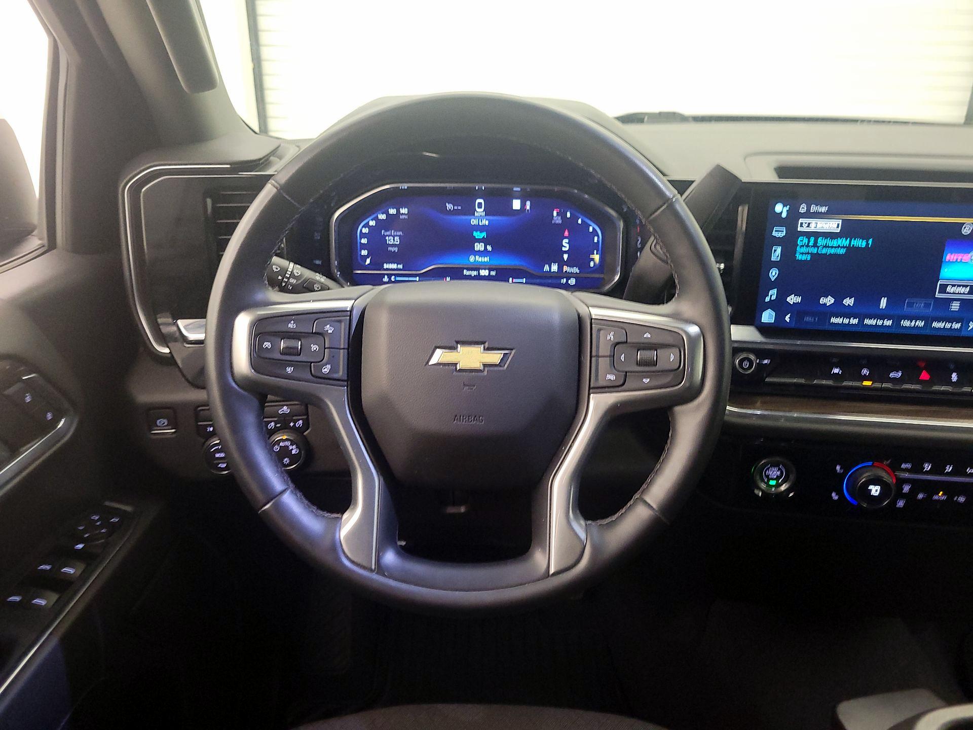 Thumbnail: 2023 Chevrolet Silverado 1500 - 10