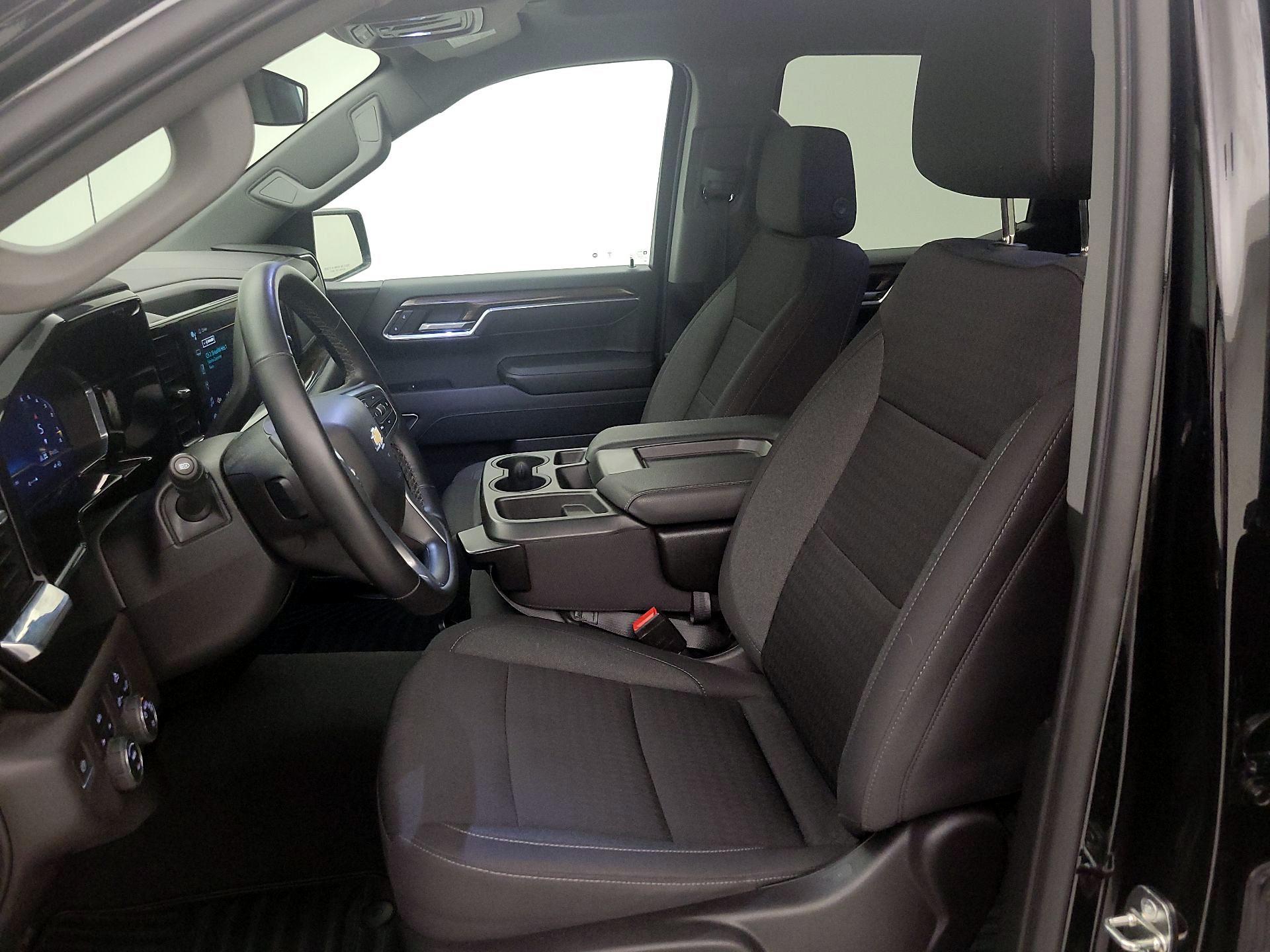 Thumbnail: 2023 Chevrolet Silverado 1500 - 11