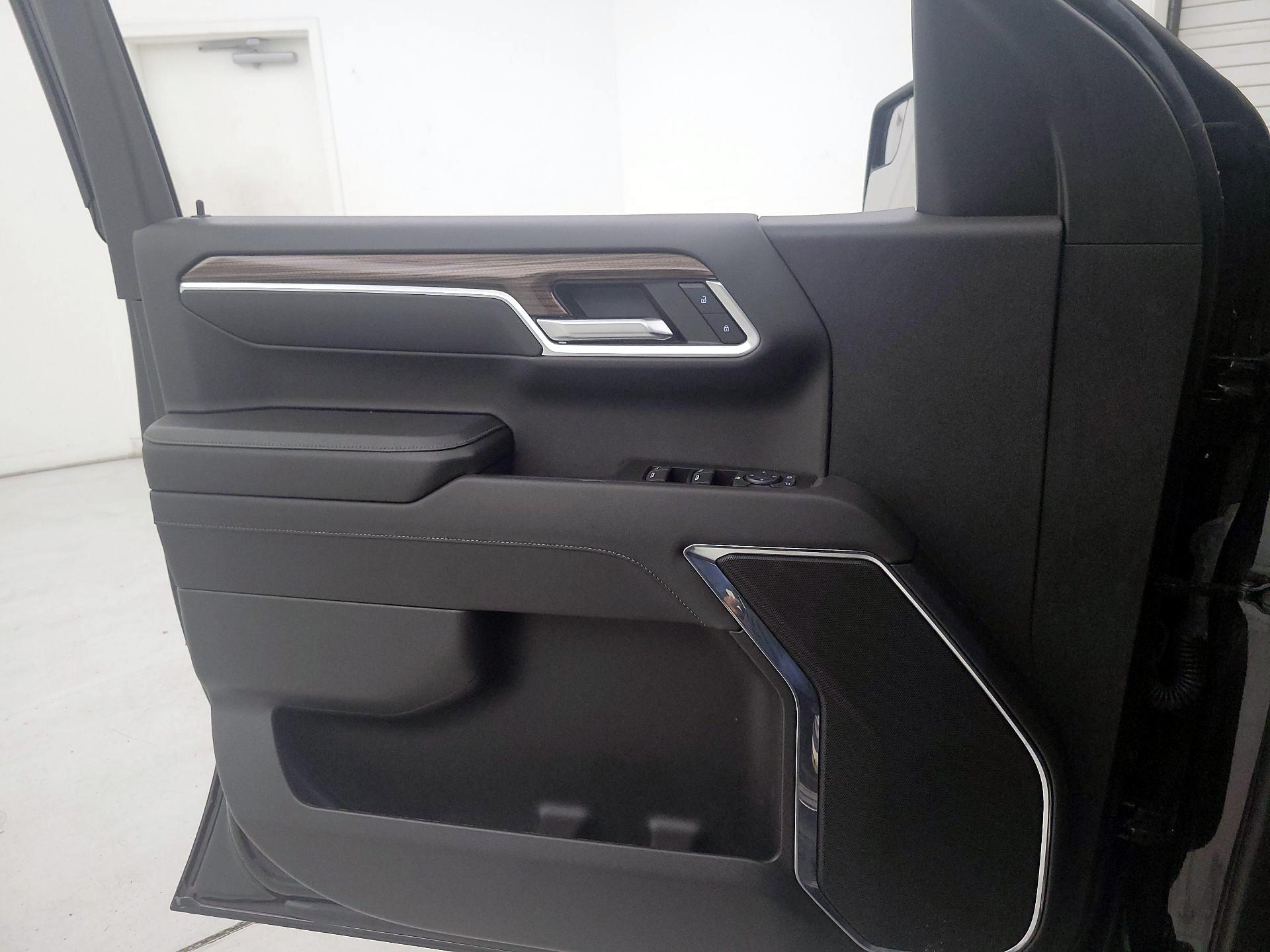 Thumbnail: 2023 Chevrolet Silverado 1500 - 12