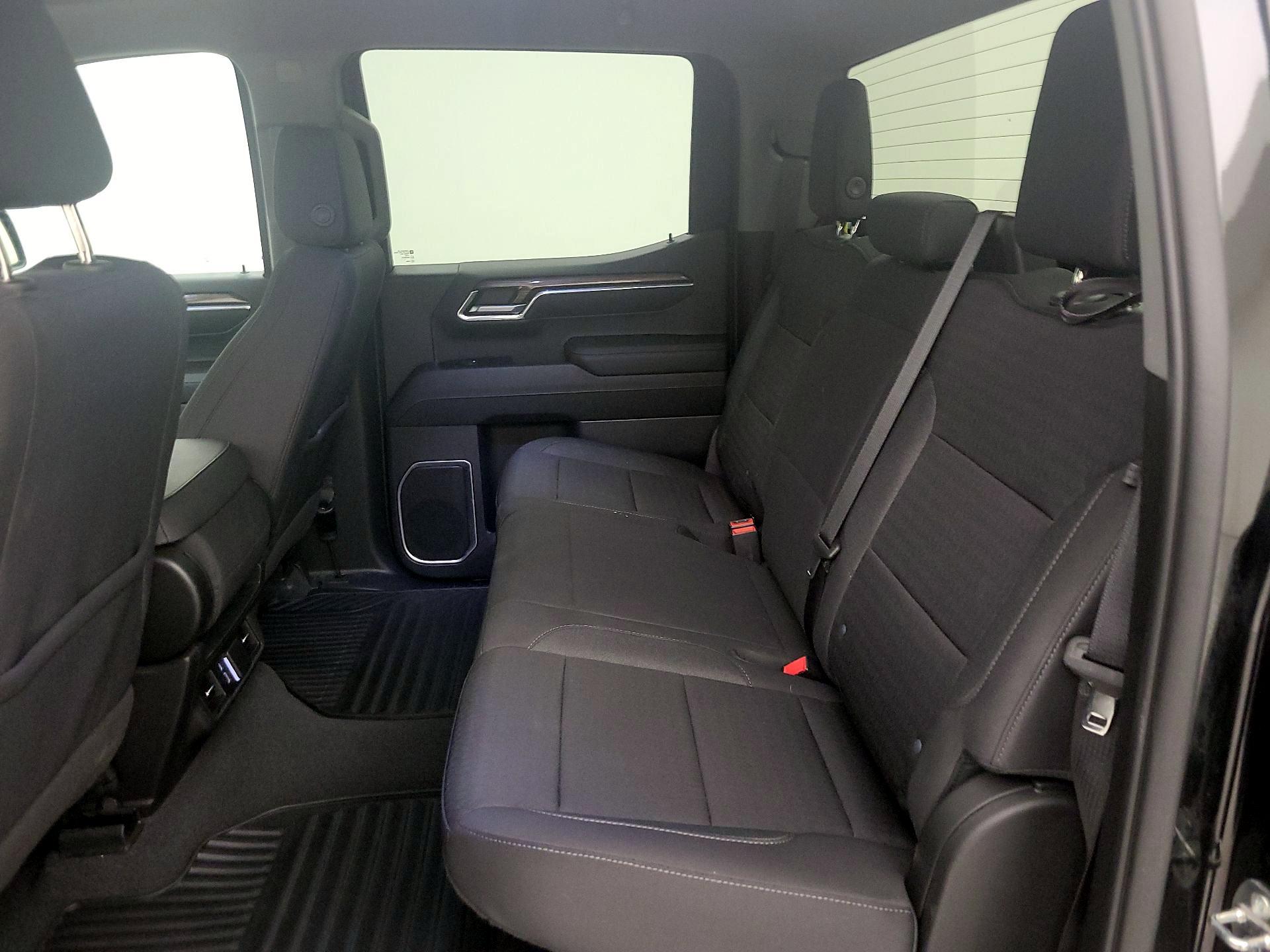 Thumbnail: 2023 Chevrolet Silverado 1500 - 19