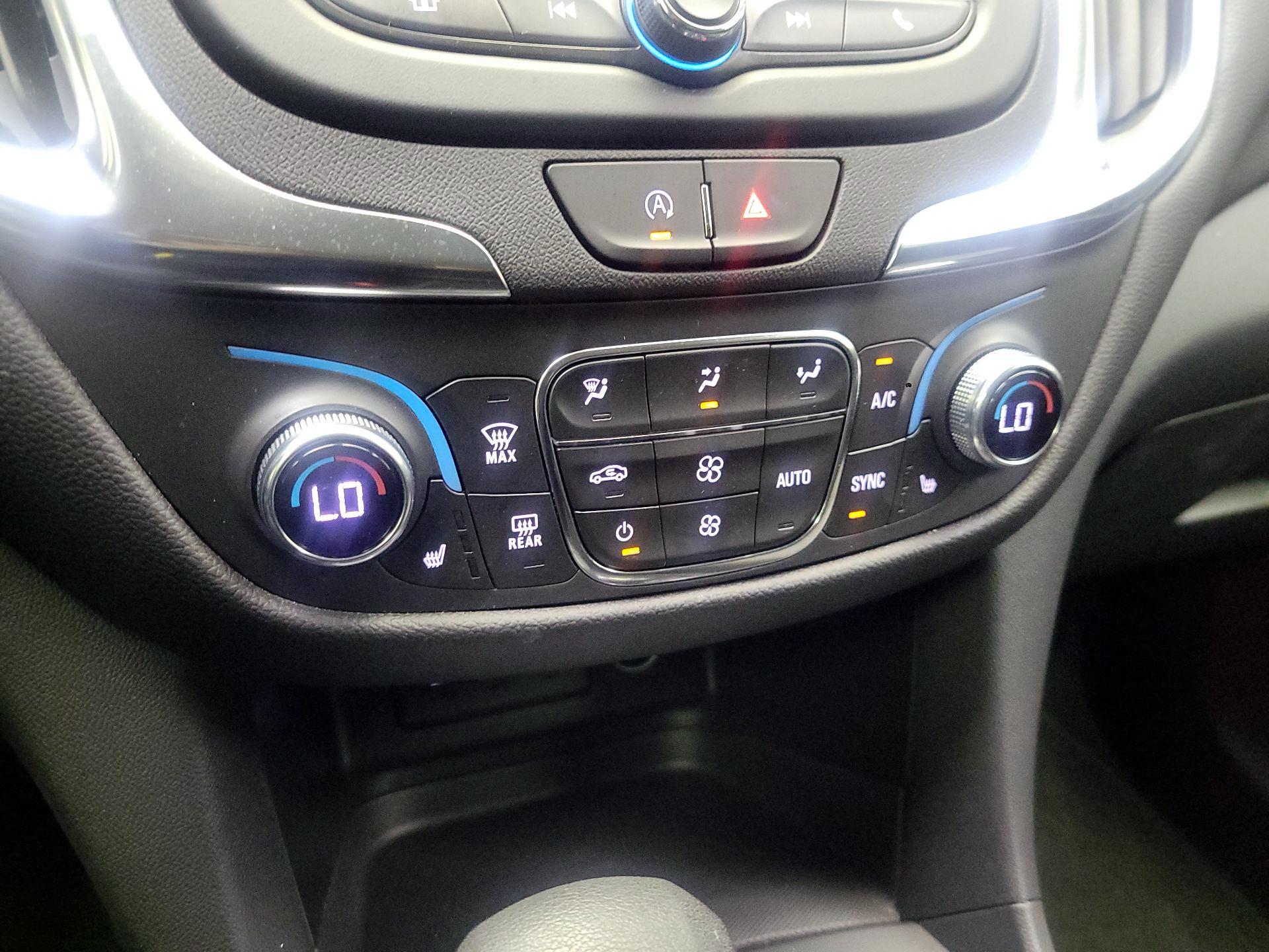 Thumbnail: 2022 Chevrolet Equinox - 16