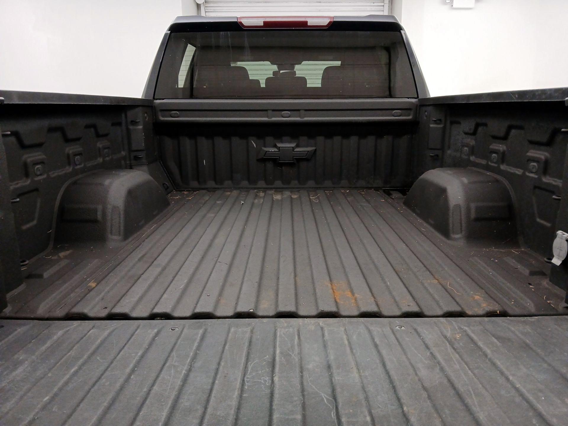 Thumbnail: 2022 Chevrolet Silverado 1500 - 20