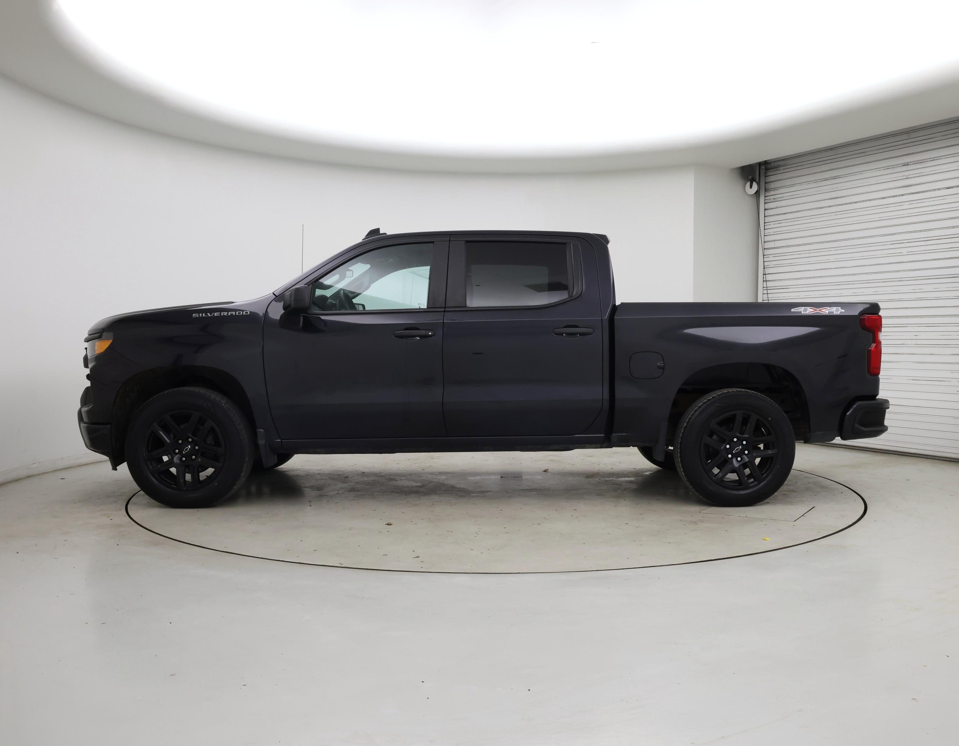 Thumbnail: 2022 Chevrolet Silverado 1500 - 3