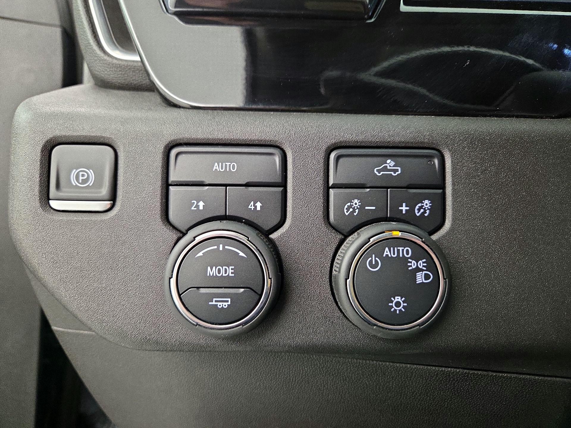 Thumbnail: 2022 Chevrolet Silverado 1500 - 13