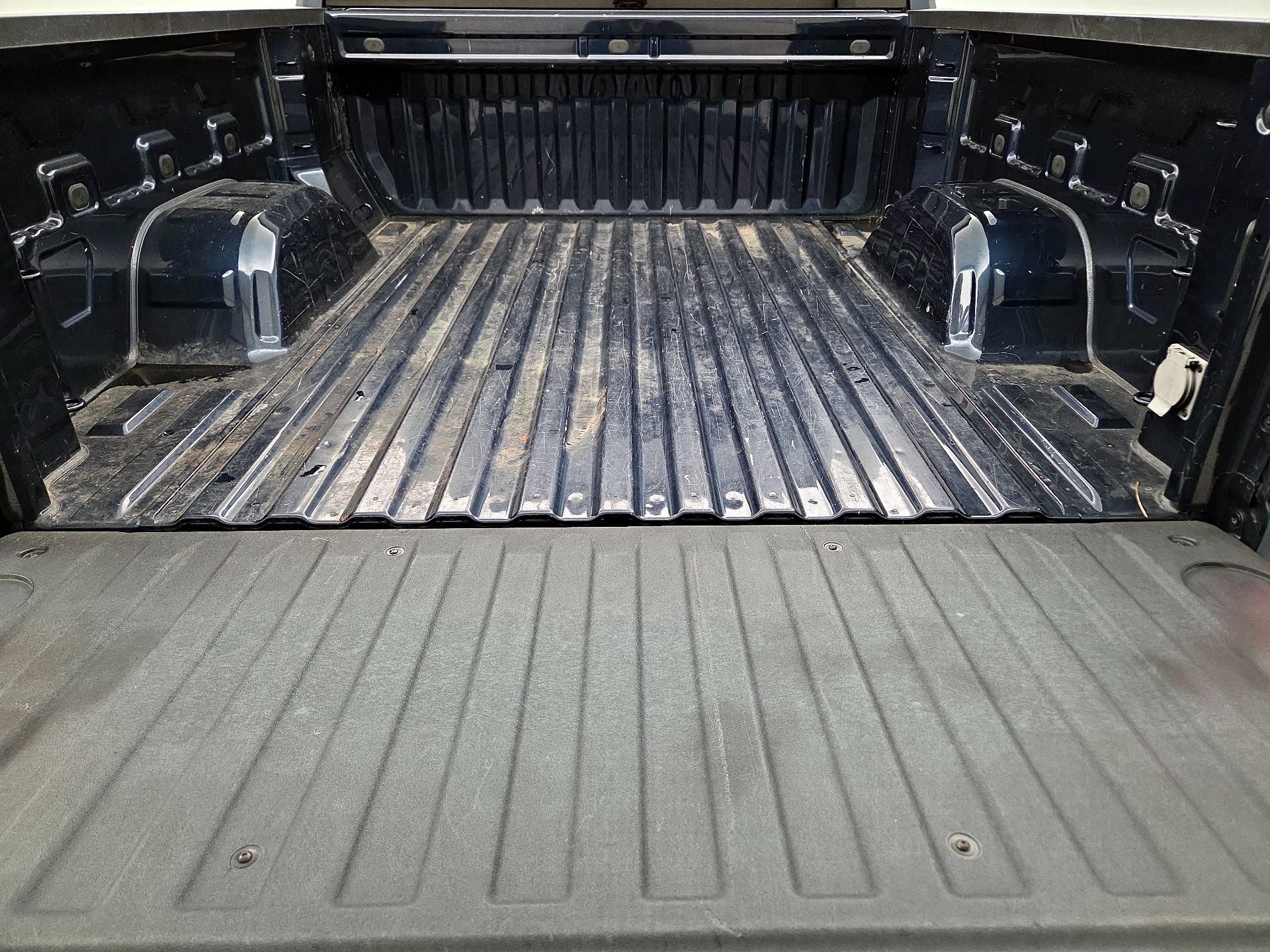 Thumbnail: 2022 Chevrolet Silverado 1500 - 20