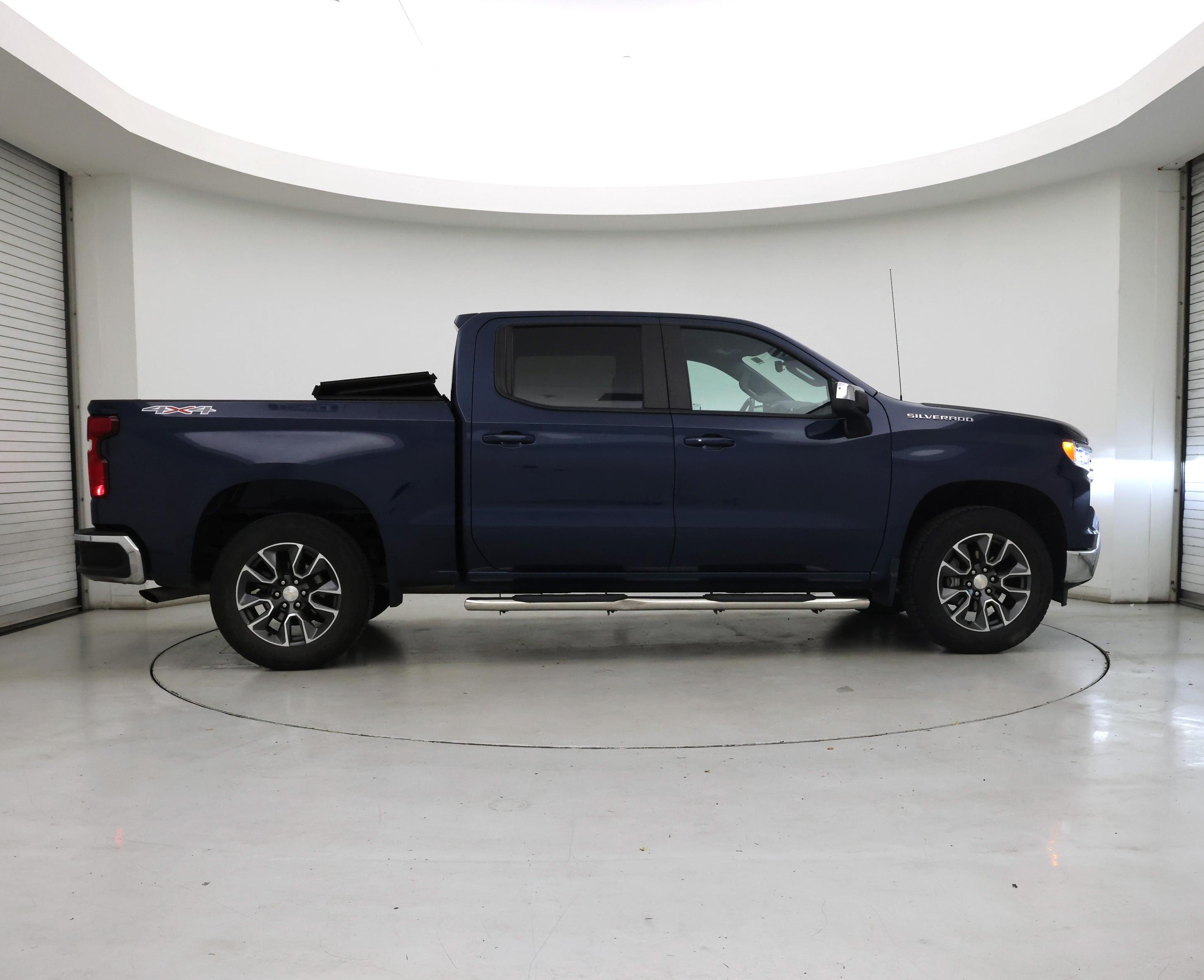 Thumbnail: 2022 Chevrolet Silverado 1500 - 7